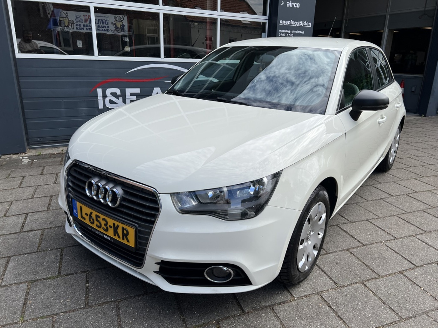 Audi A1 Sportback 1.2 TFSI Ambition 2012 - voorkant