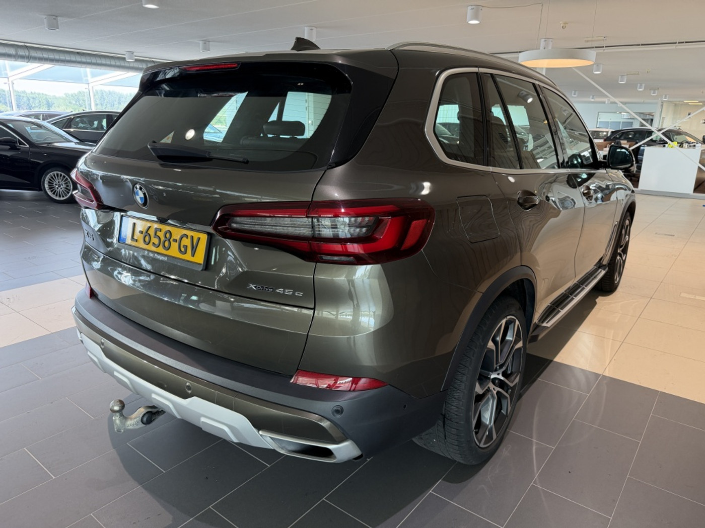 Foto van BMW X5 Xdrive45e