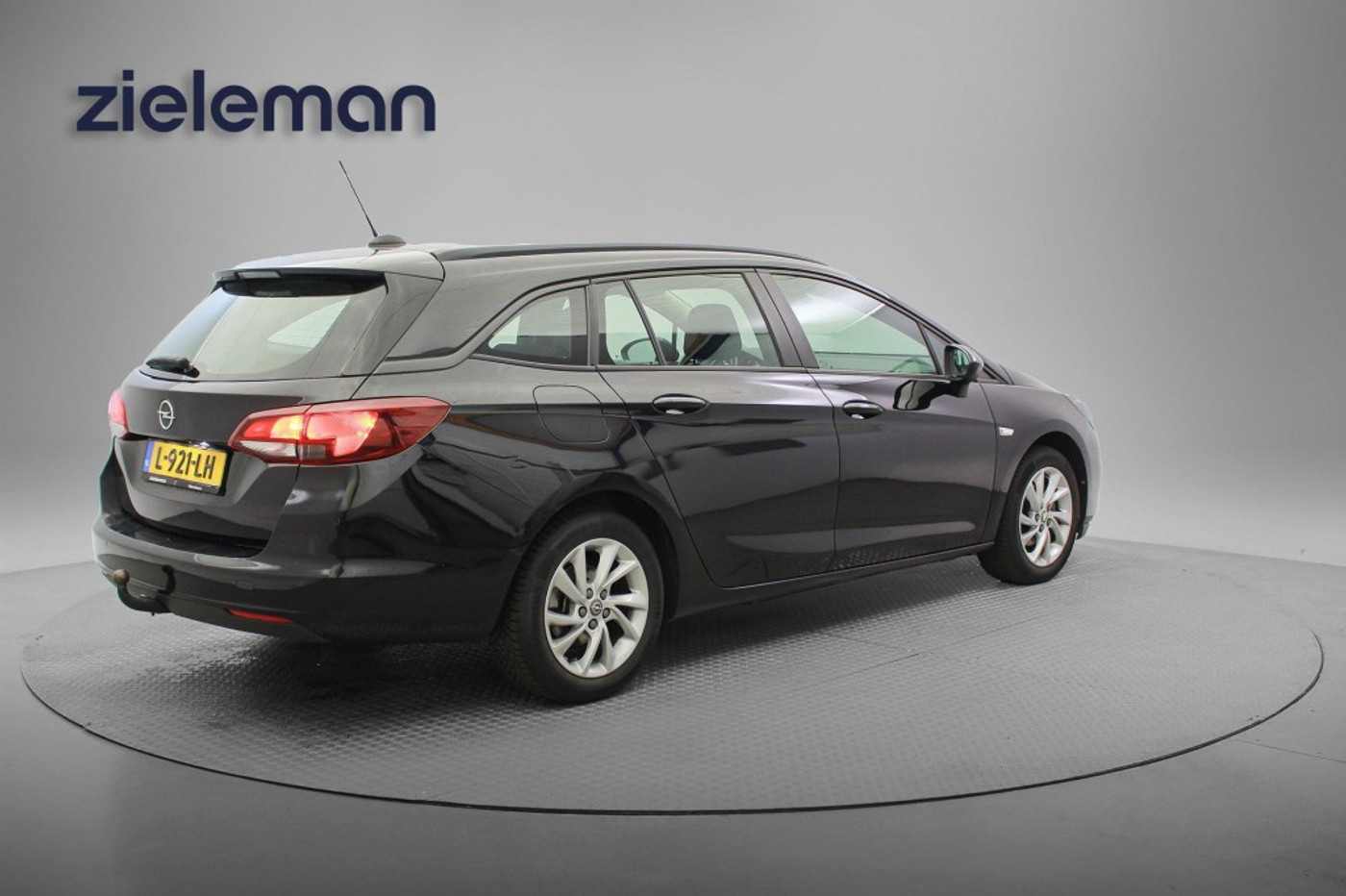 Foto van Opel Astra Sports Tourer