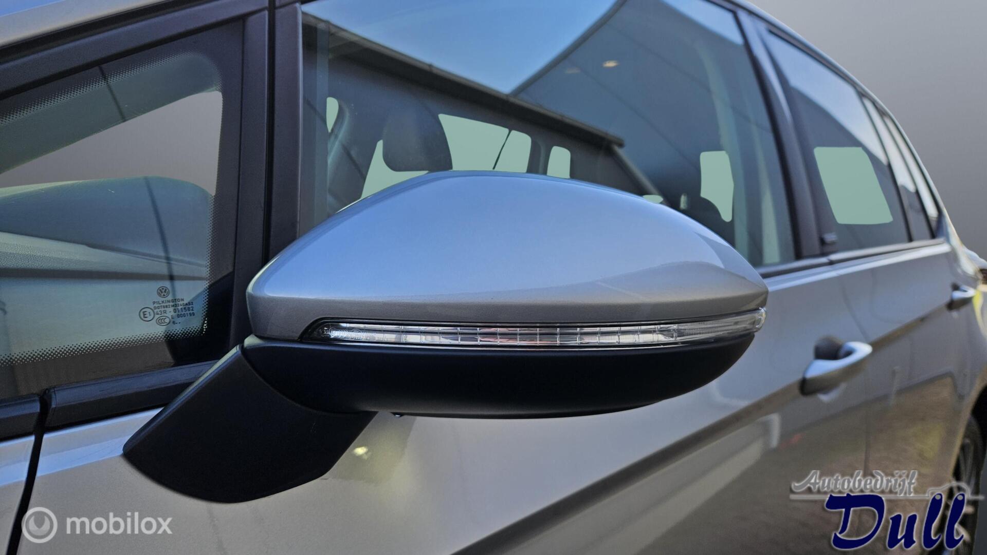 Foto van Volkswagen Golf Sportsvan