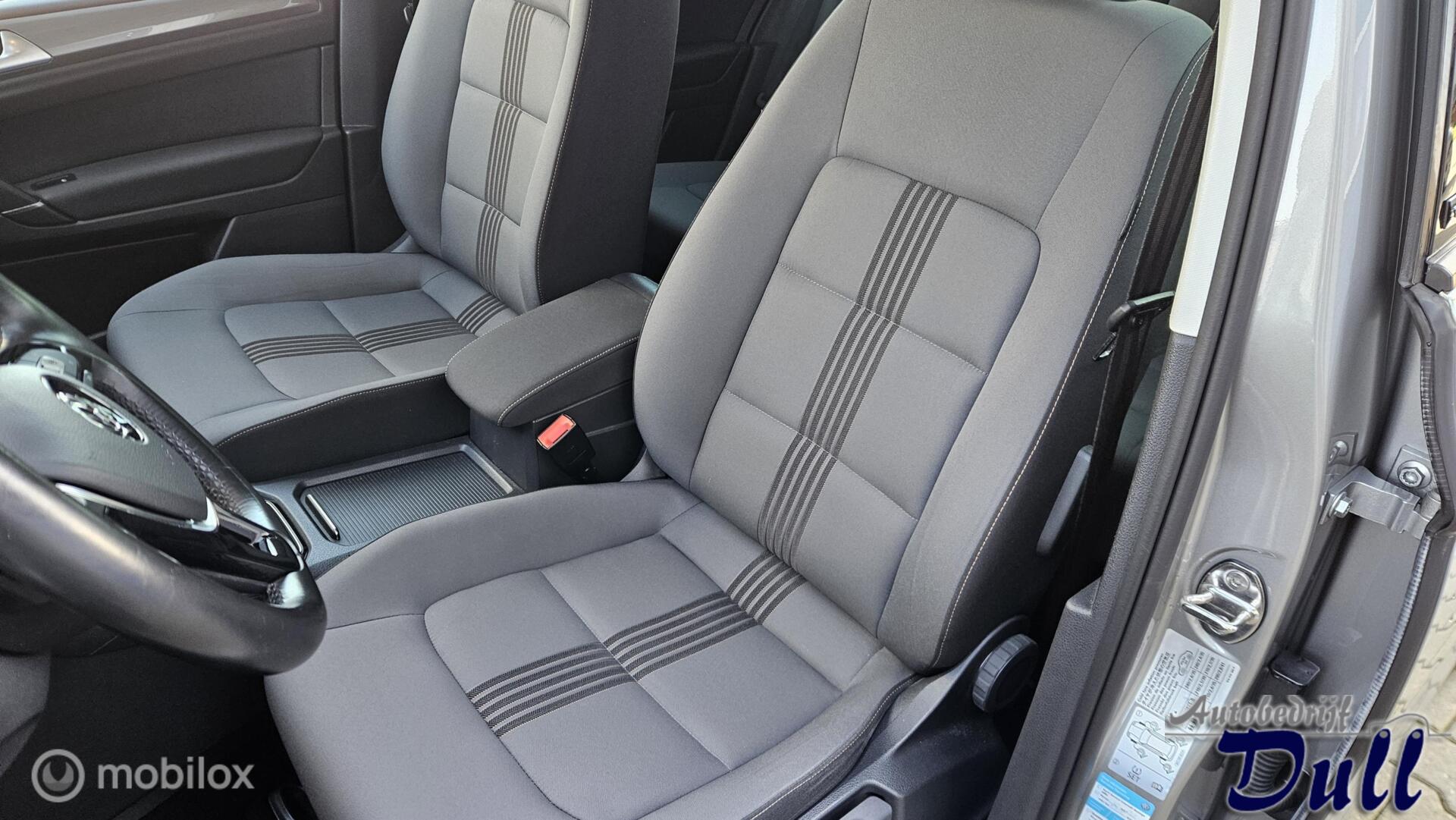 Foto van Volkswagen Golf Sportsvan