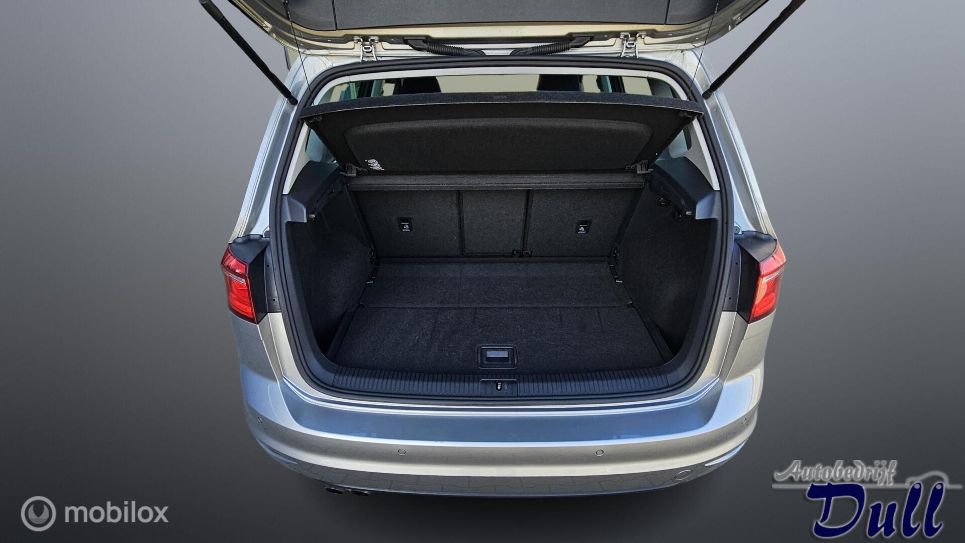 Foto van Volkswagen Golf Sportsvan