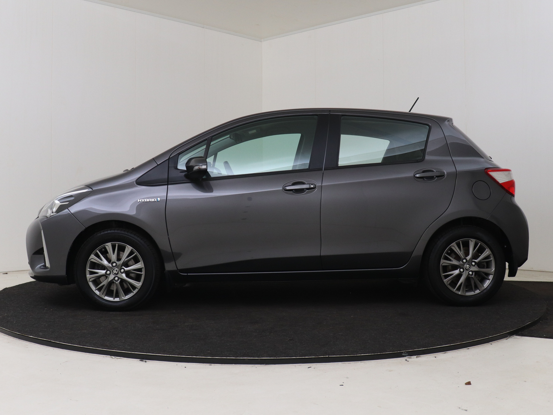 Foto van Toyota Toyota Yaris Hybrid