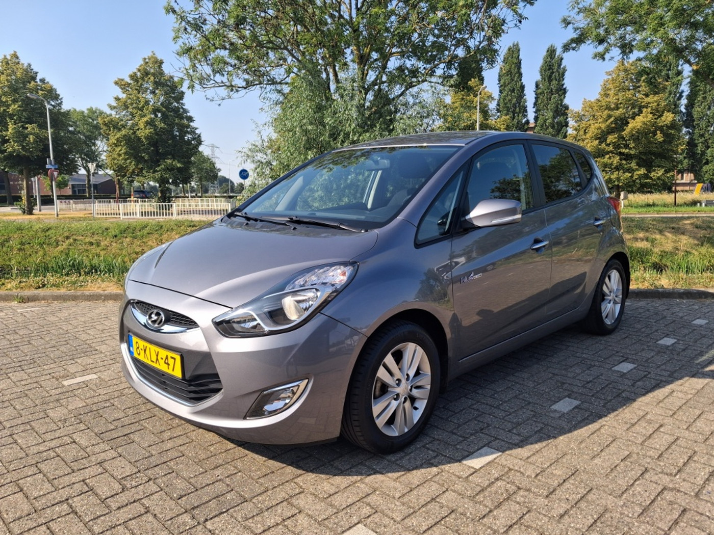Hyundai Ix20 1.4i i-Vision 2013 - voorkant