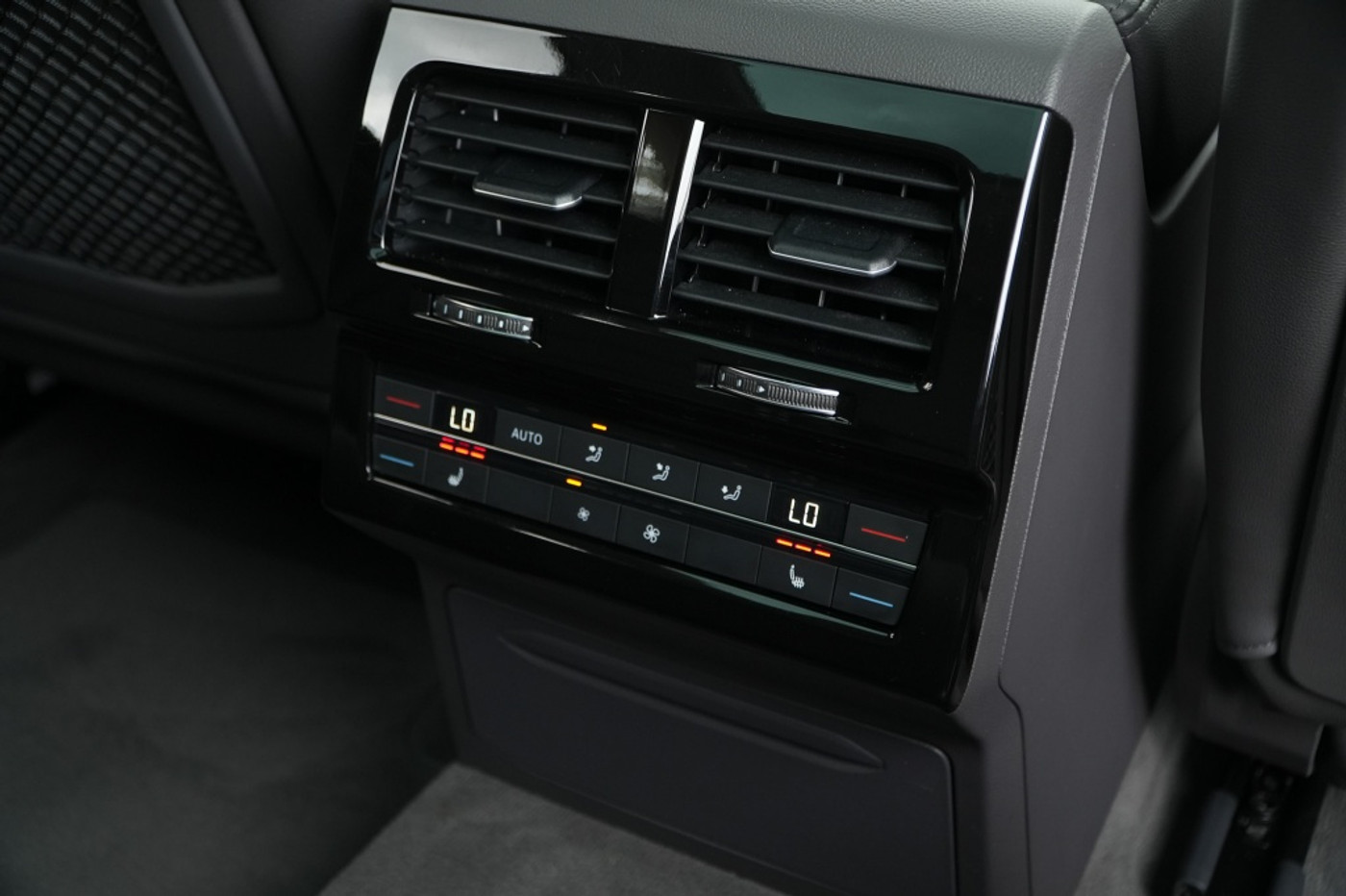 Foto van Volkswagen Touareg Ehybrid