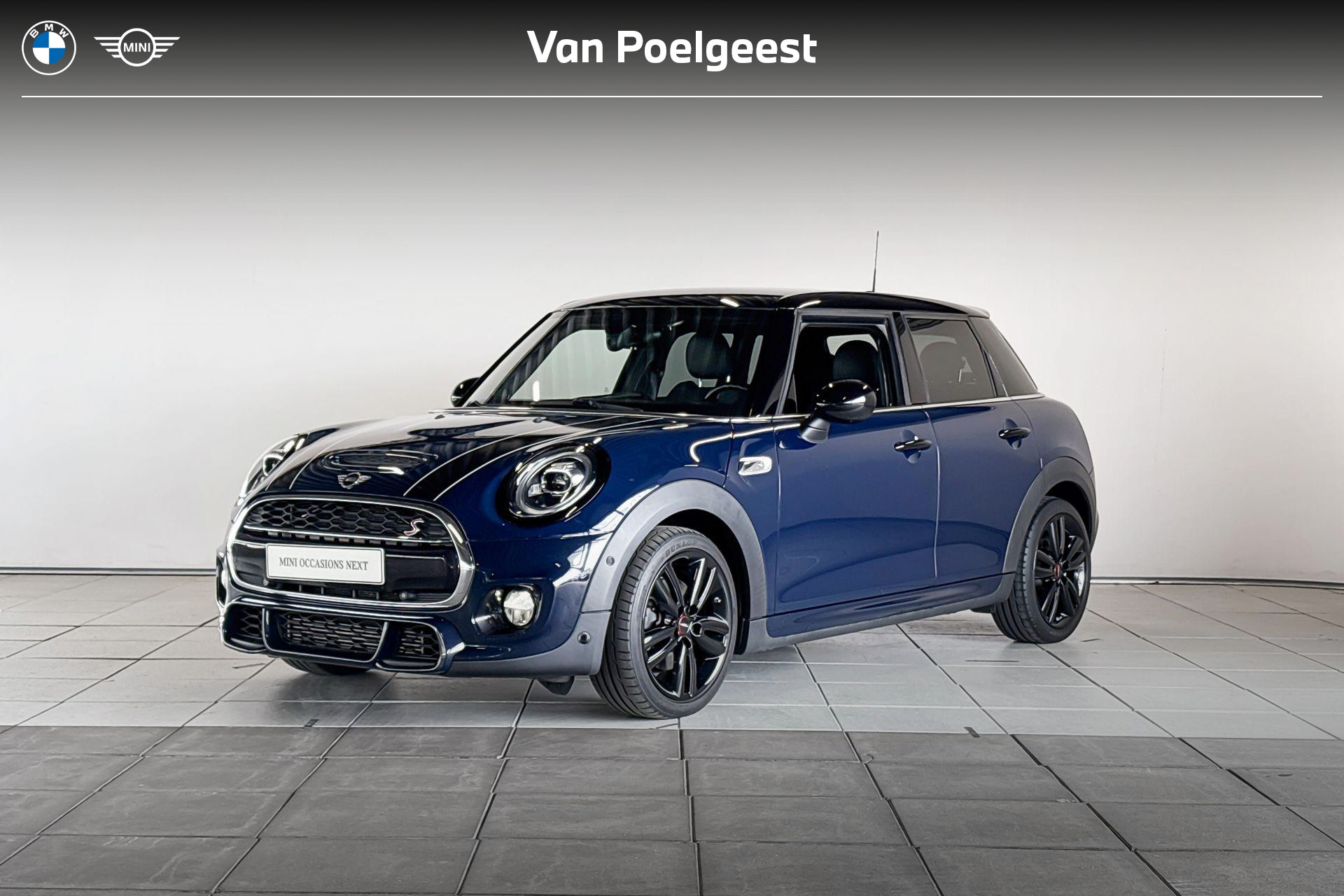 Mini Cooper S Cooper S Chili Red John Cooper Works Uitvoering 2019 - voorkant