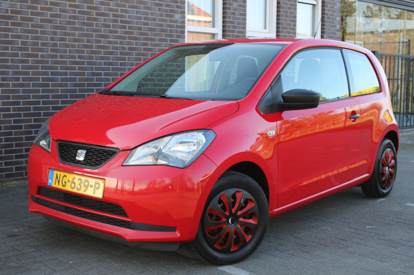 Seat Mii 1.0 Reference-airco-lage km stand 2012 - voorkant