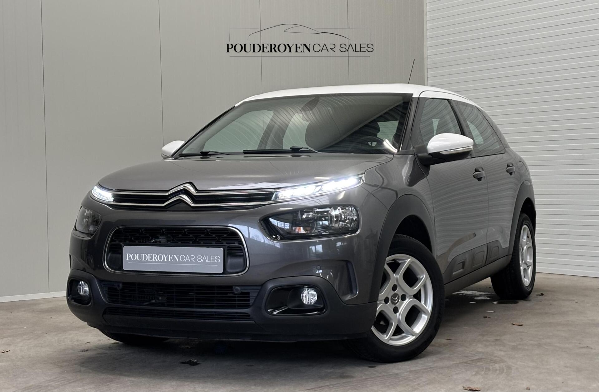 Citroen C4 Cactus 1.2 Shine / Automaat /  Nwe distributie / Trekhaak / Carplay / Camera / Clima / Leuke uitvoering! 2019 - voorkant