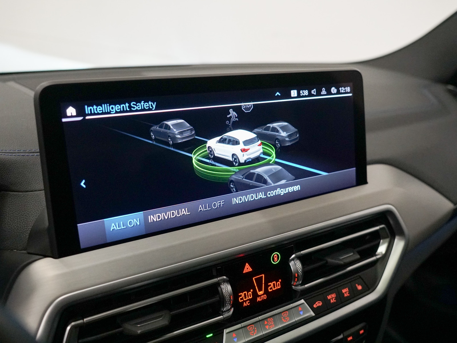 Foto van BMW Ix3