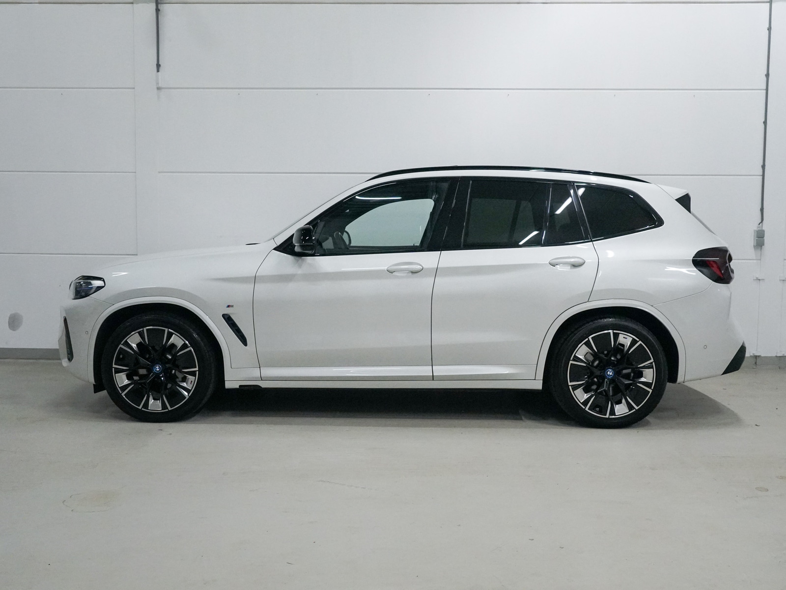 Foto van BMW Ix3
