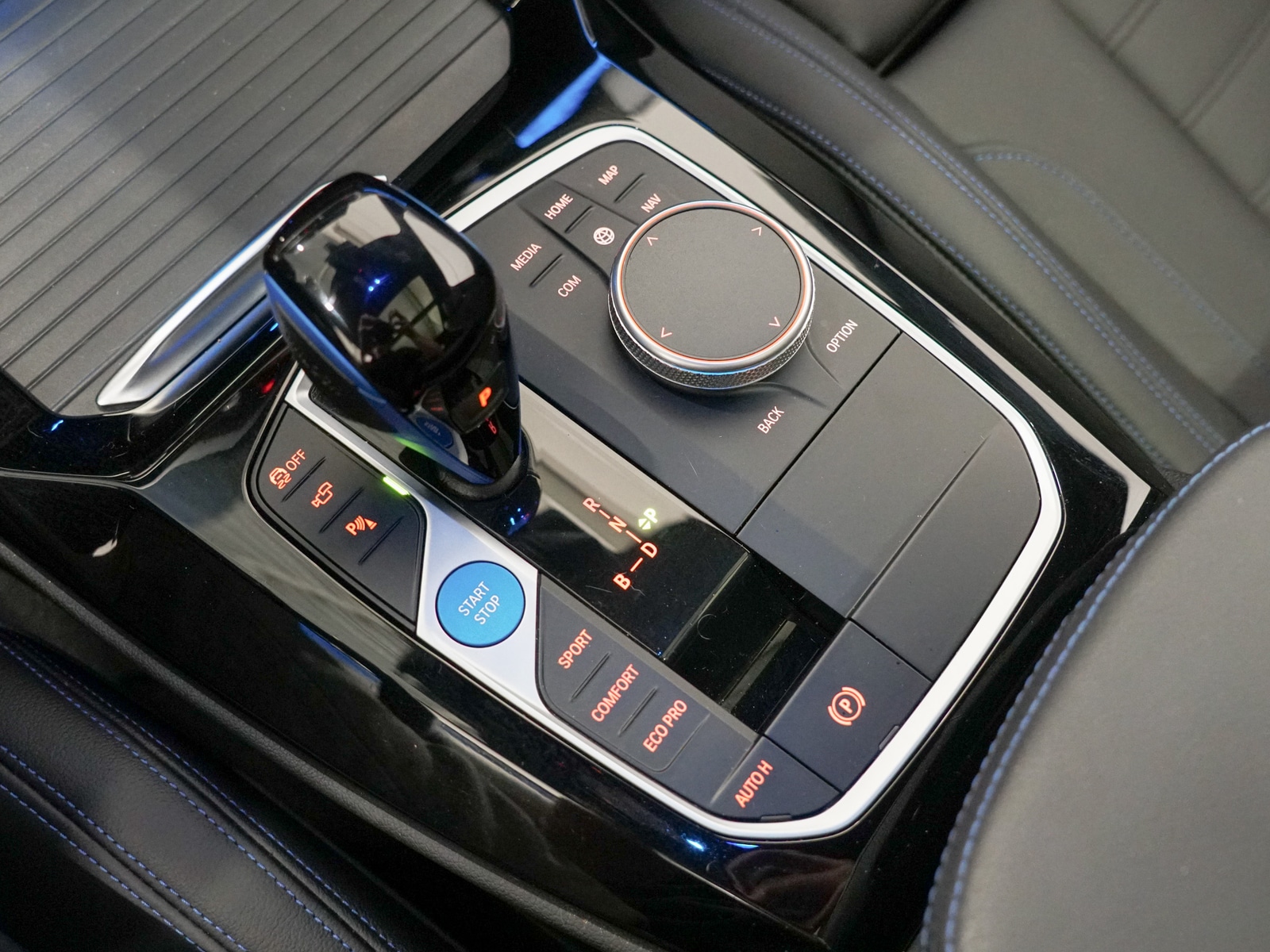 Foto van BMW Ix3