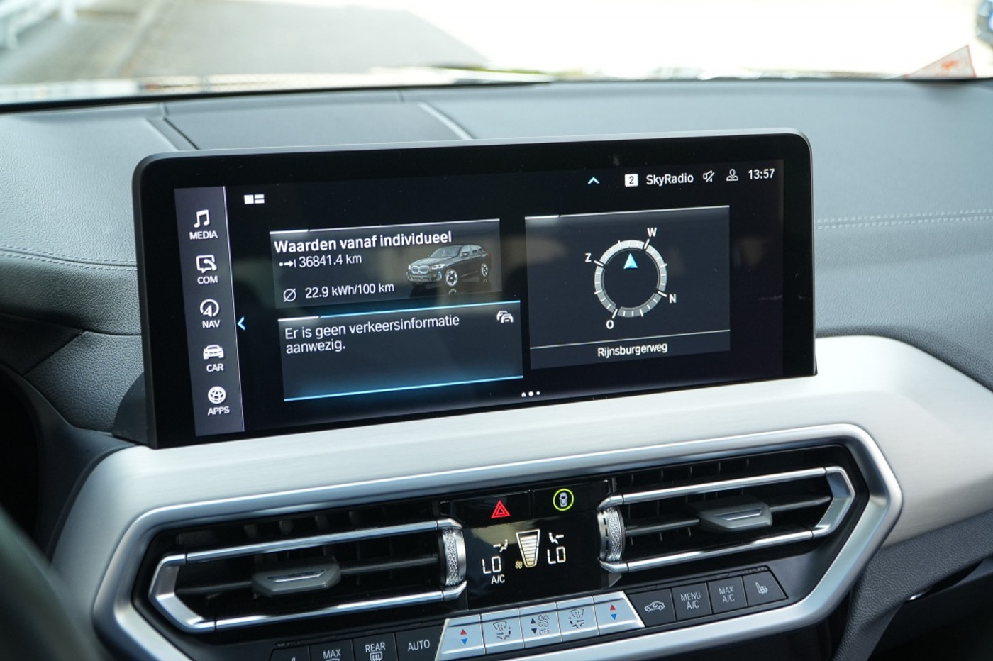 Foto van BMW Ix3