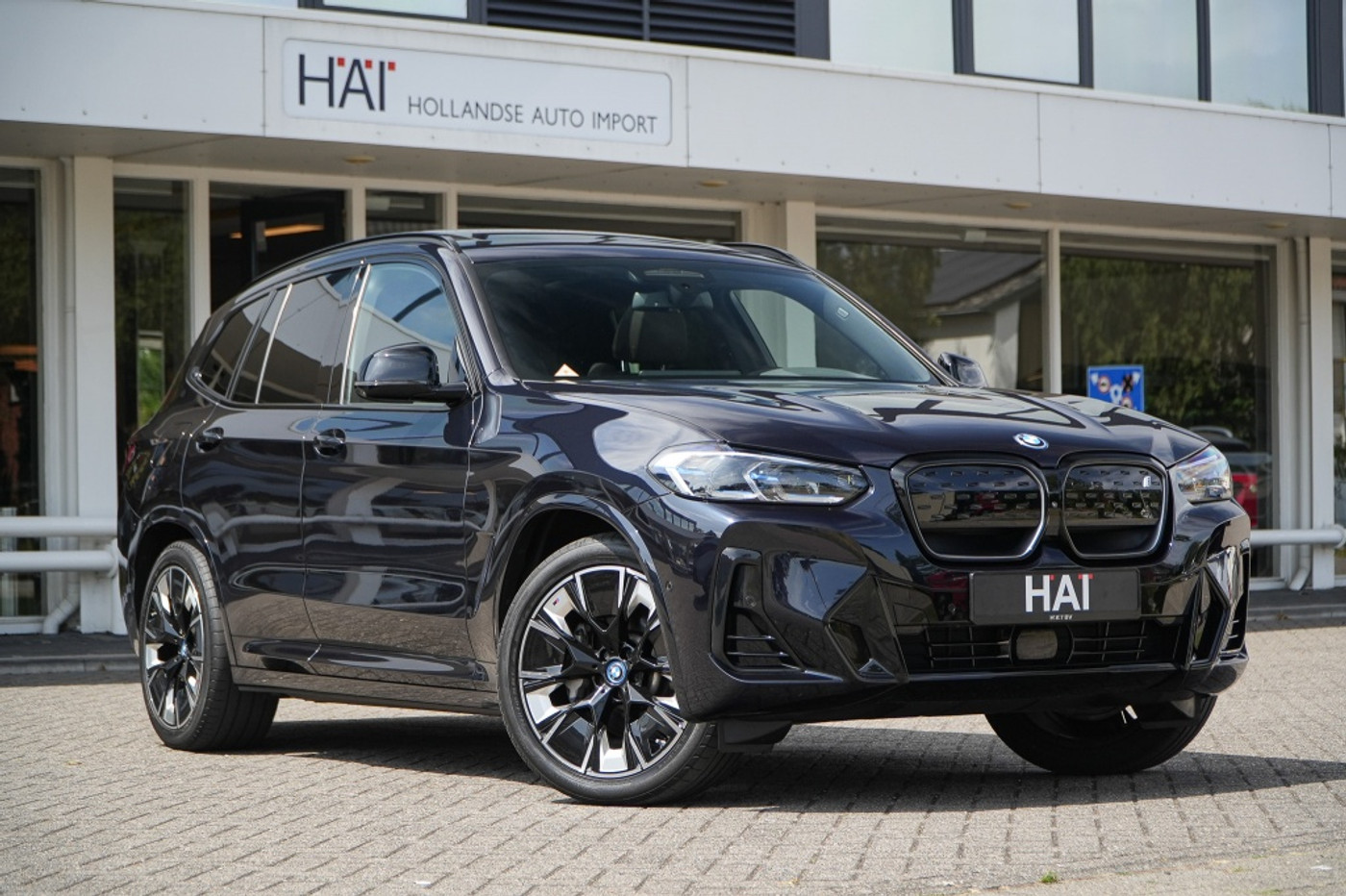 BMW Ix3 High Exe I M-sport I 80 kWh I Pano I Harman Kardon I 2022 - voorkant
