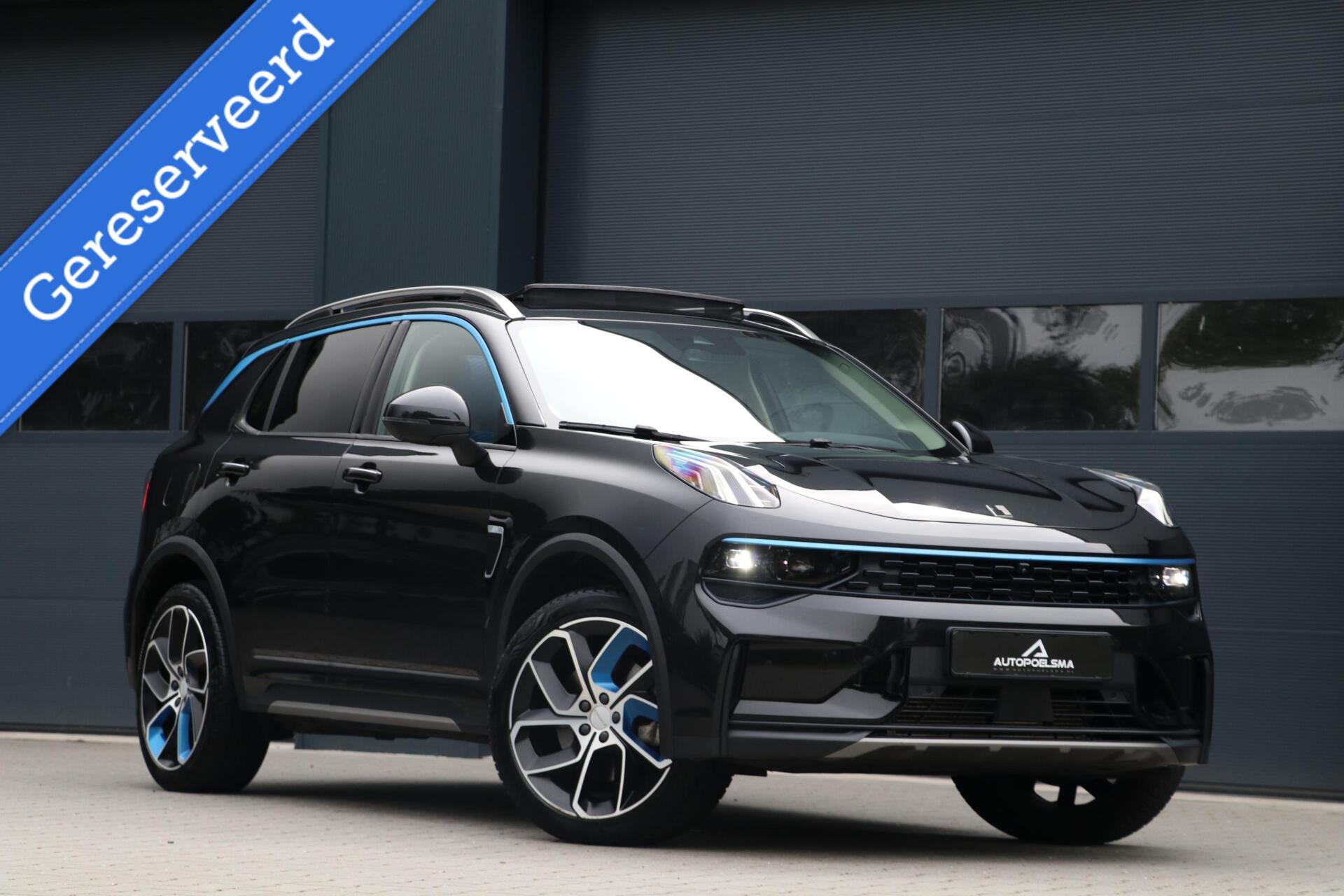 Lynk&co LYNK & Co 01 1.5 Plugin AdaptivCruise Trekhaak 360View MemoryZetels Panodak AppleCarplay PrivacyGlass 55000KM BJ2022 2022 - voorkant