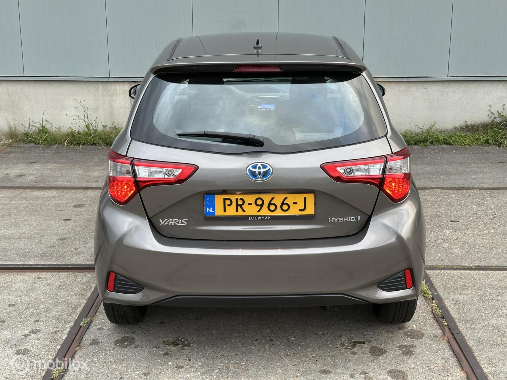 Foto van Toyota Toyota Yaris Hybrid