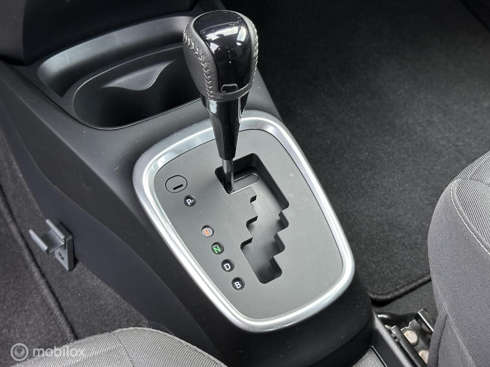 Foto van Toyota Toyota Yaris Hybrid