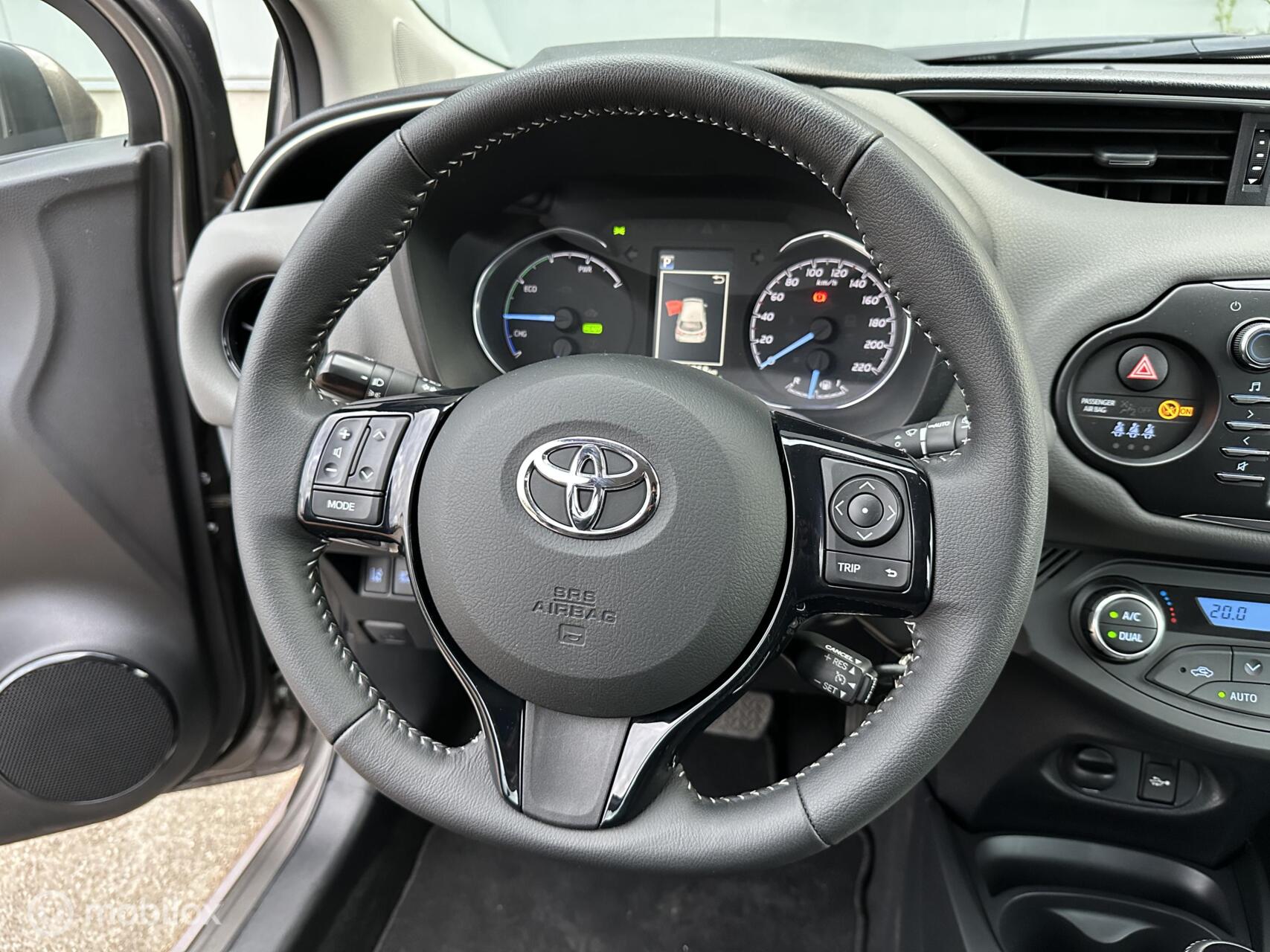Foto van Toyota Toyota Yaris Hybrid