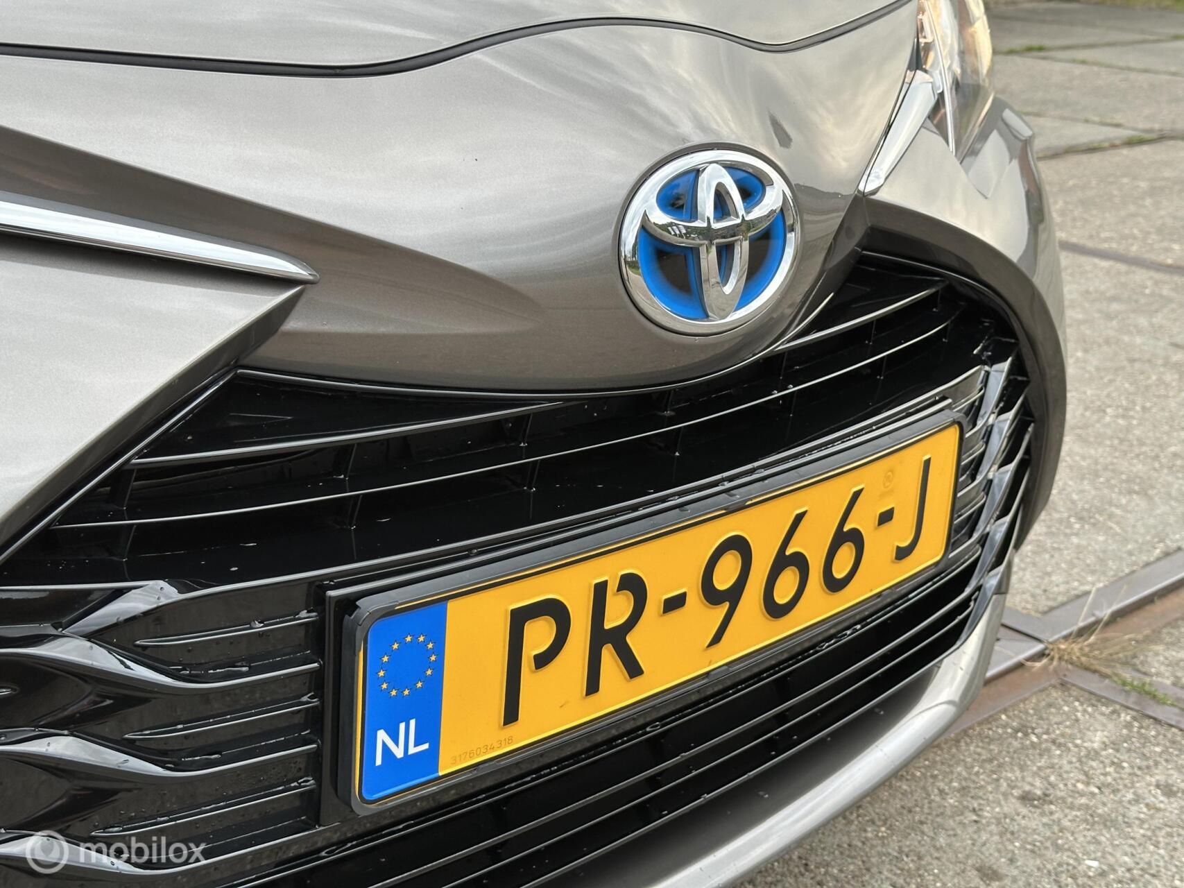 Foto van Toyota Toyota Yaris Hybrid