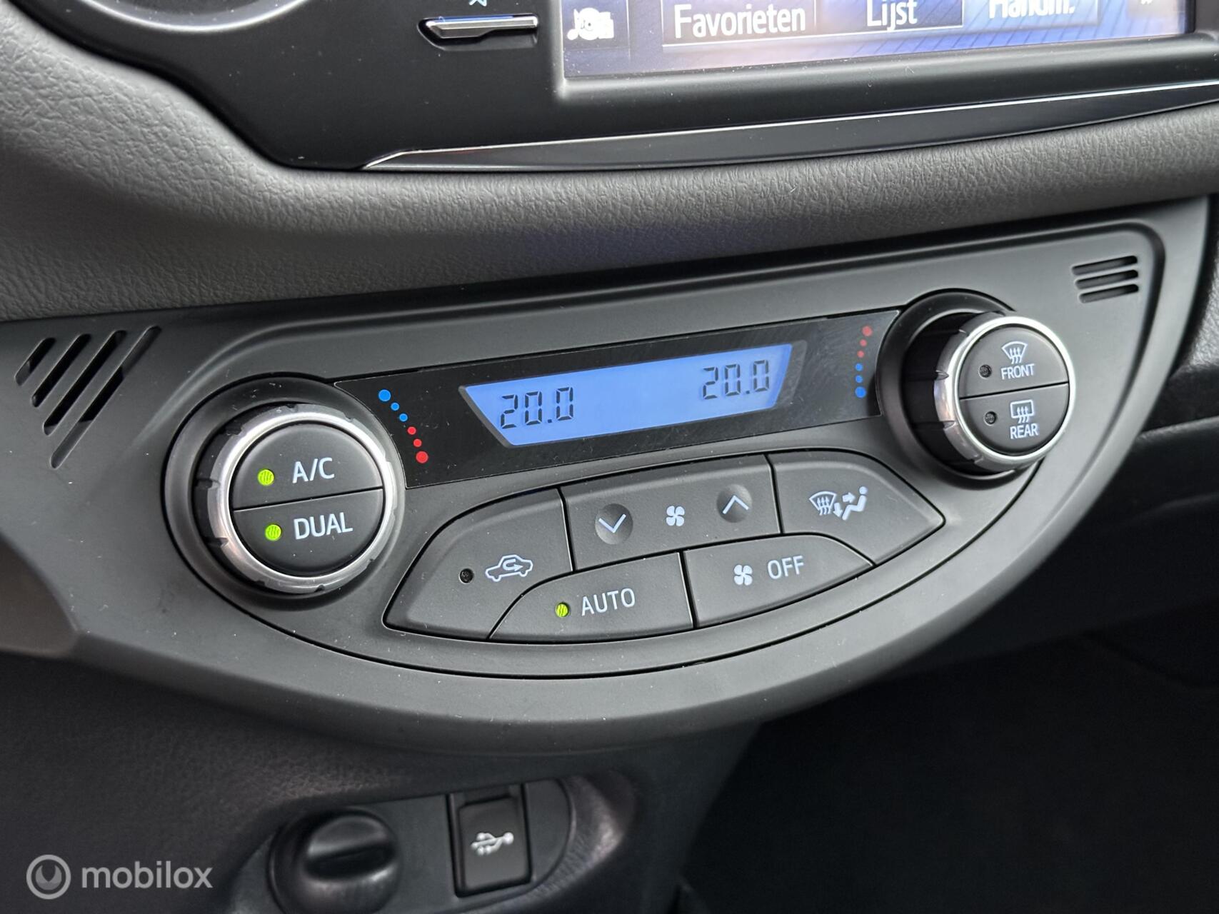 Foto van Toyota Toyota Yaris Hybrid