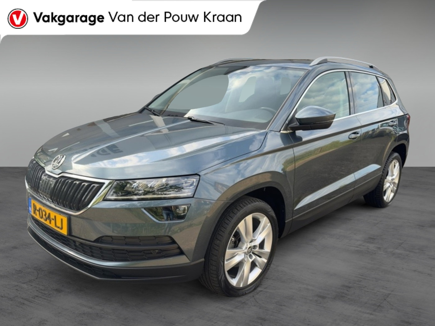 Skoda Karoq 1.0 TSI Style Business Panoramadak 2019 - voorkant