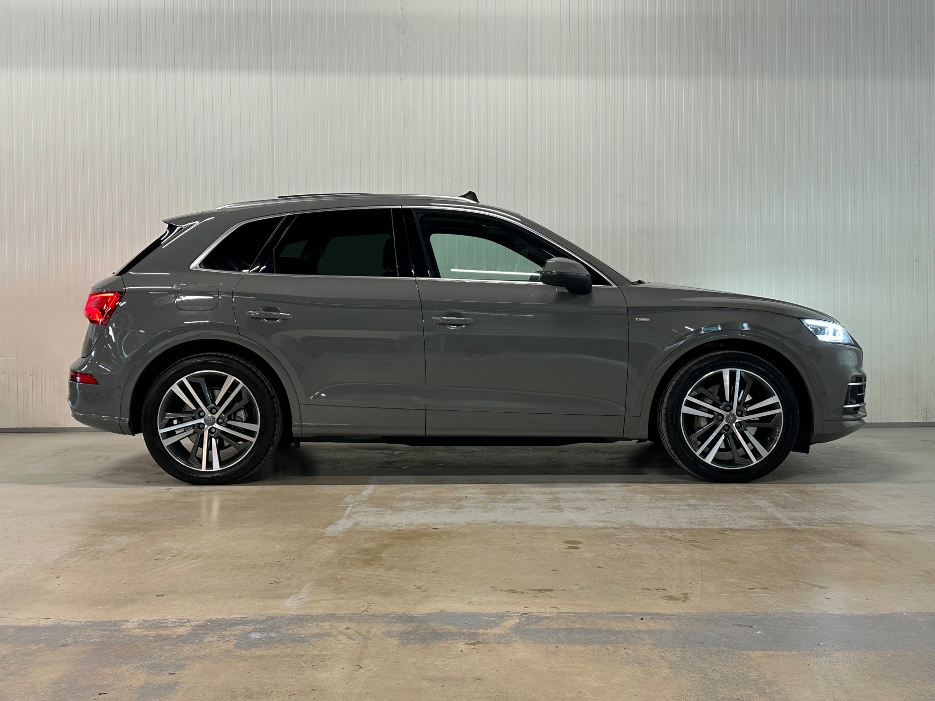 Foto van Audi Q5 55 TFSI E