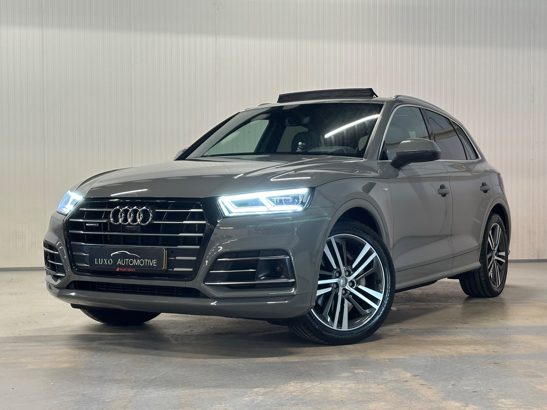 Foto van Audi Q5 55 TFSI E