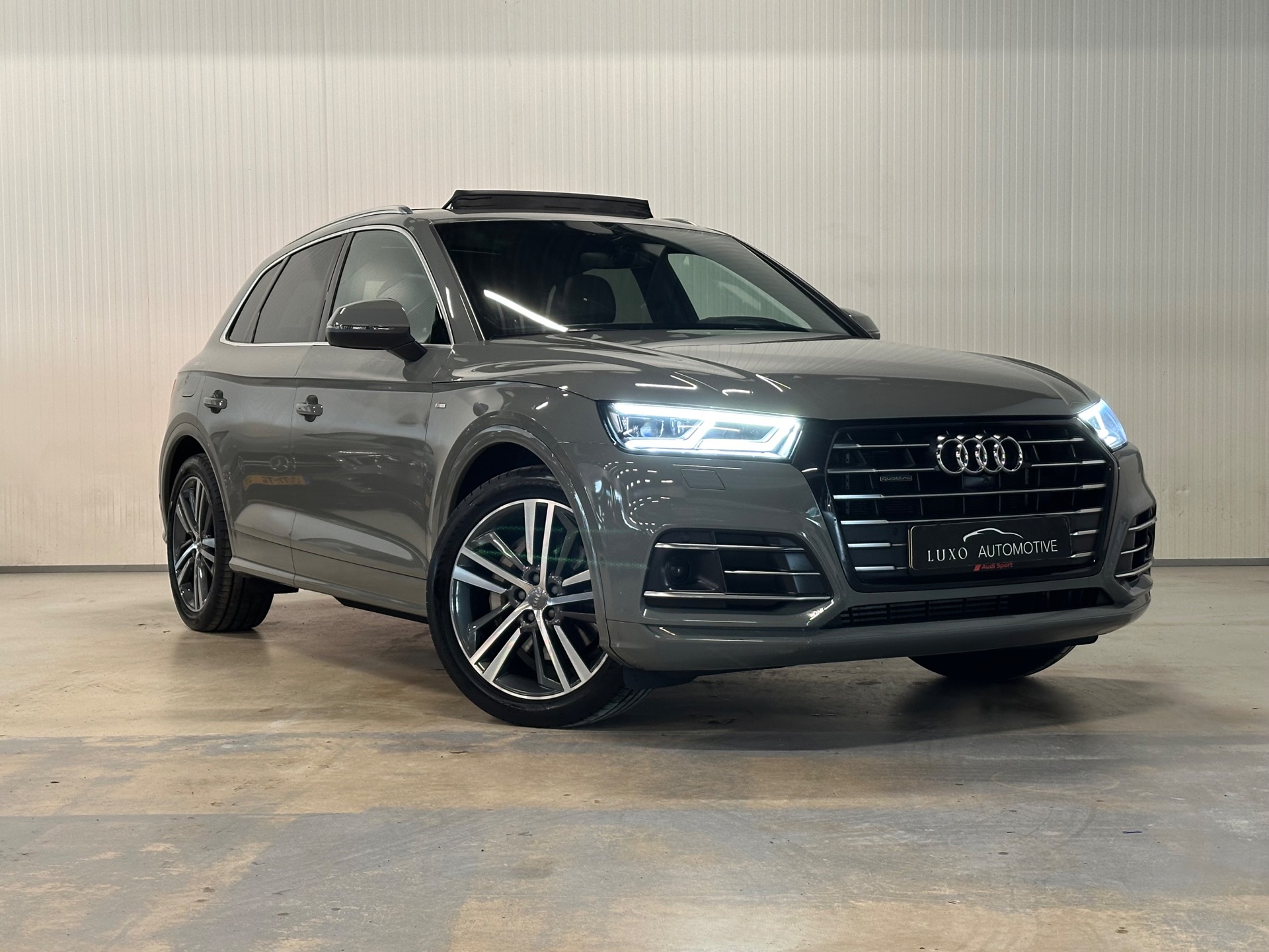 Foto van Audi Q5 55 TFSI E