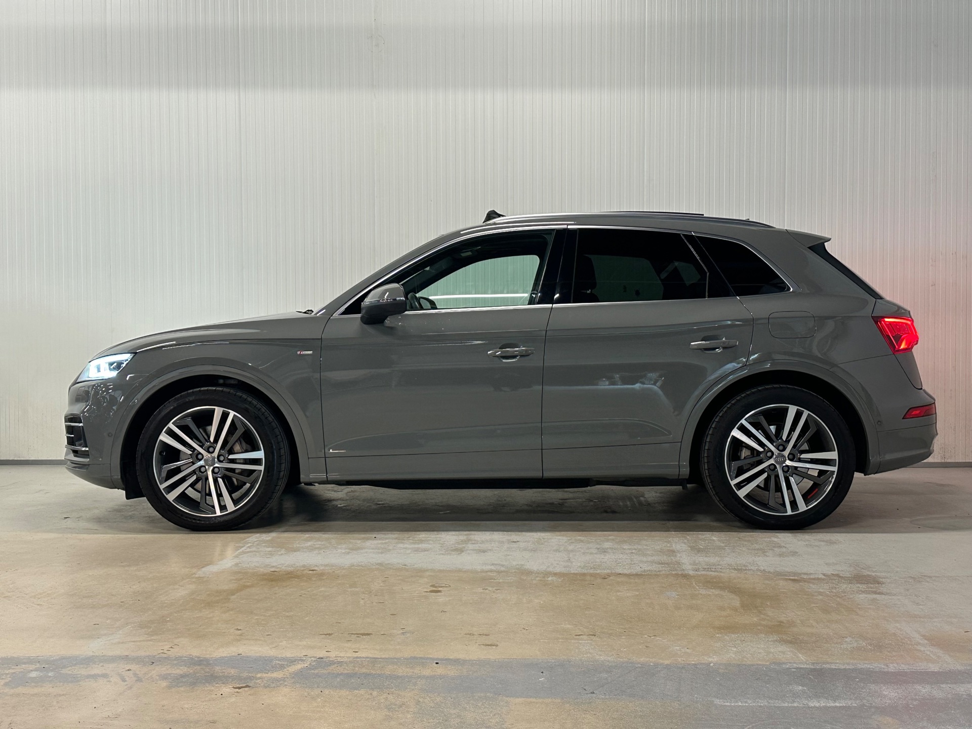 Foto van Audi Q5 55 TFSI E