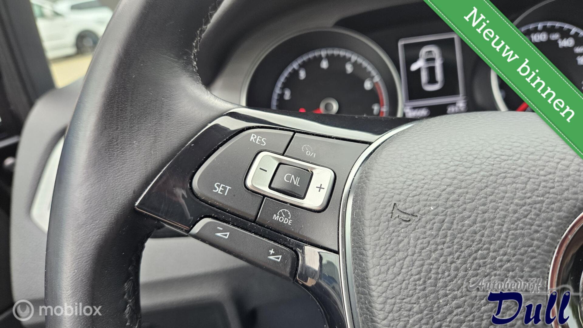 Foto van Volkswagen Golf Sportsvan