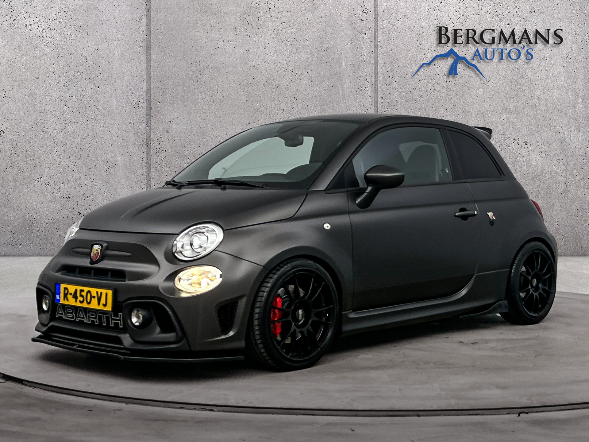 Fiat Abarth 500 - 1.4 T-Jet Abarth Competizione 2017 - voorkant