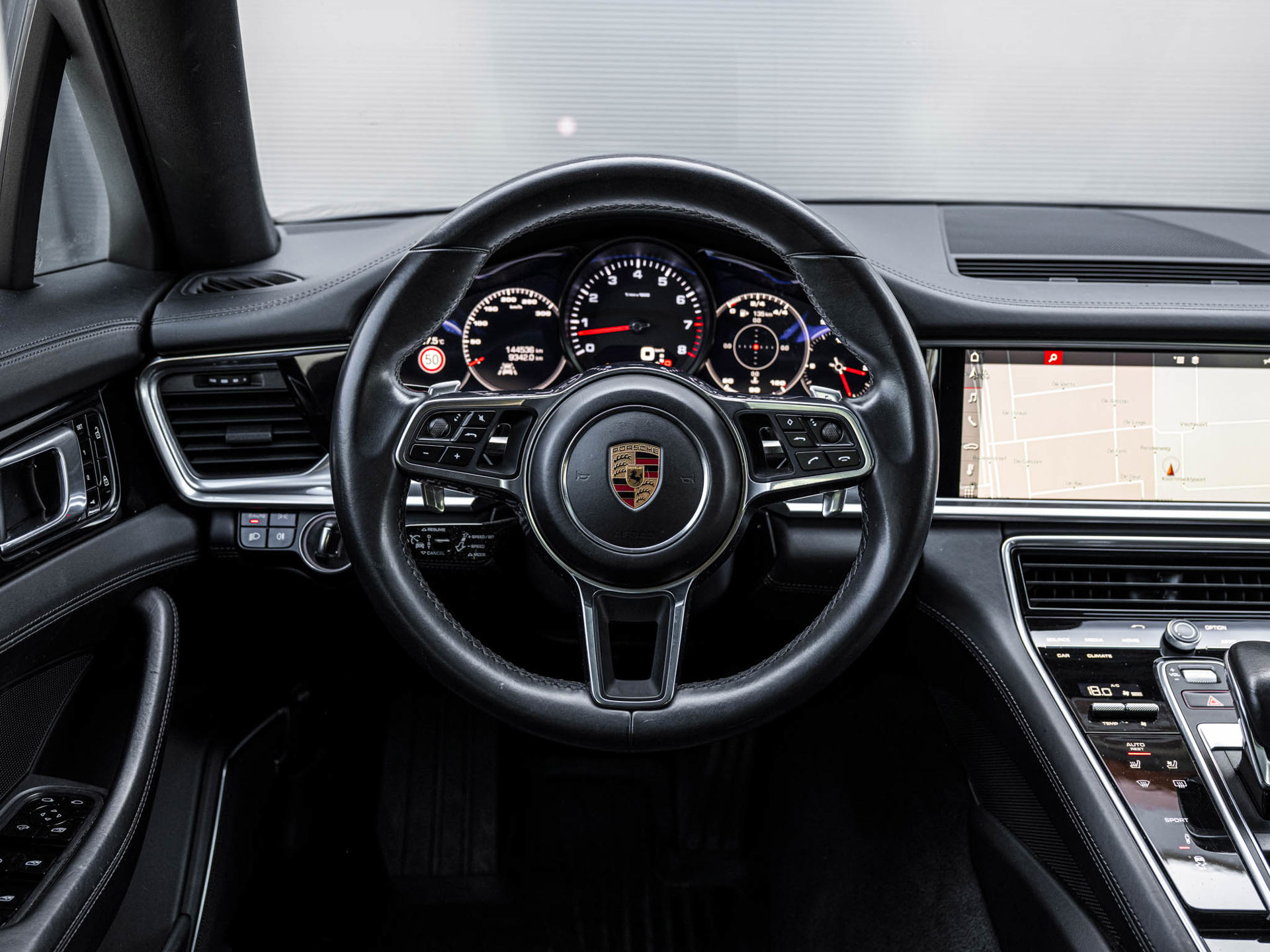 Foto van Porsche Panamera 4