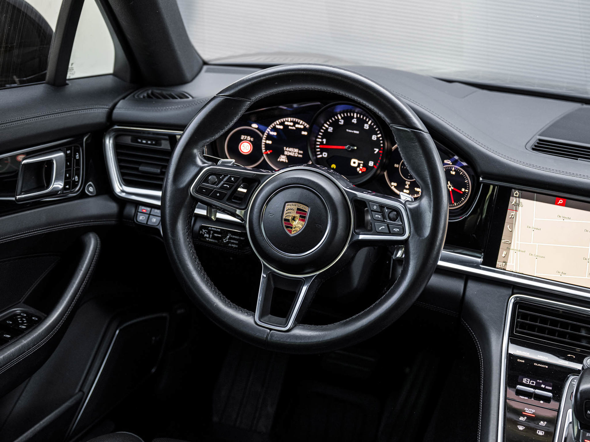 Foto van Porsche Panamera 4