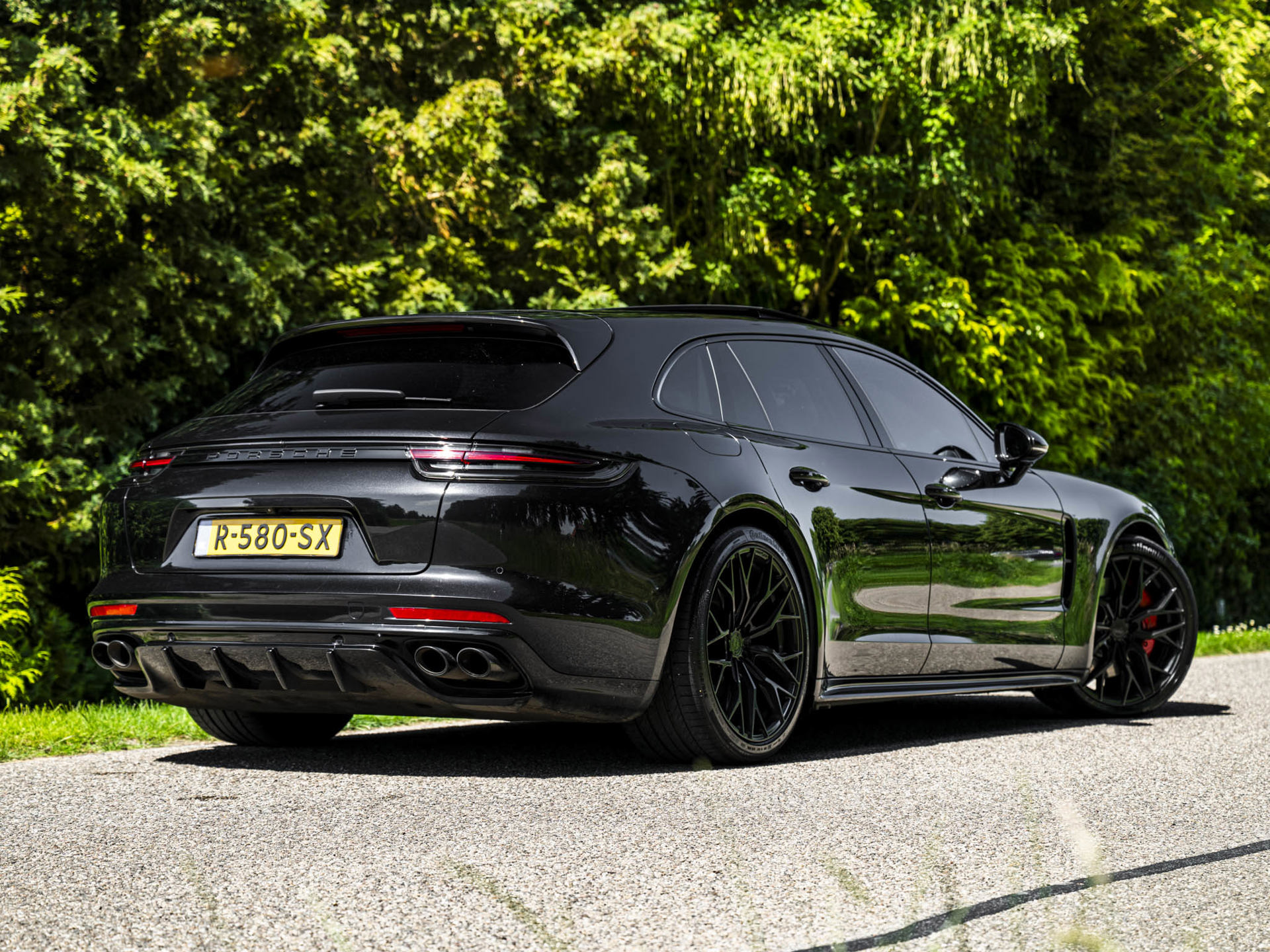 Foto van Porsche Panamera 4