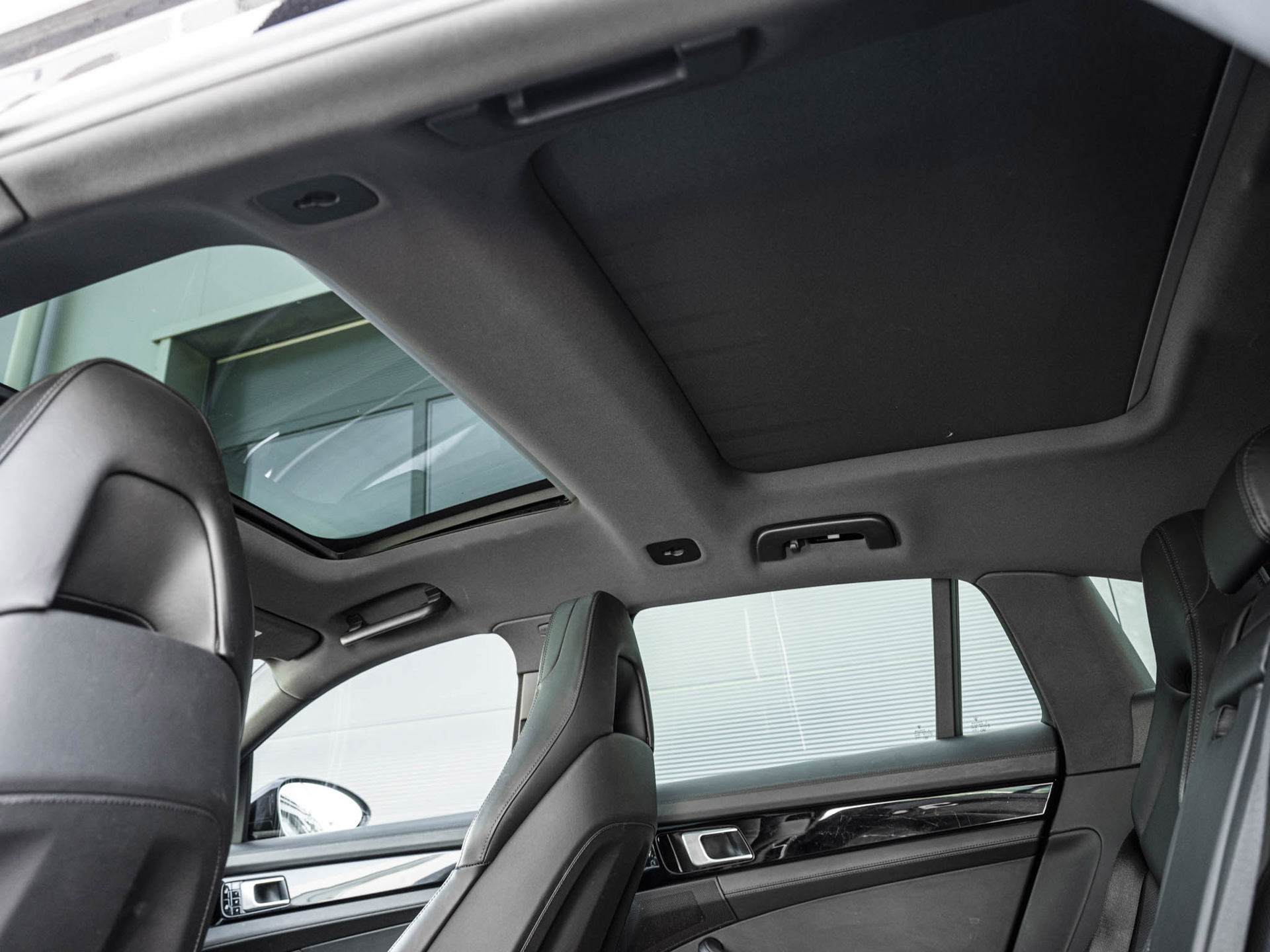 Foto van Porsche Panamera 4