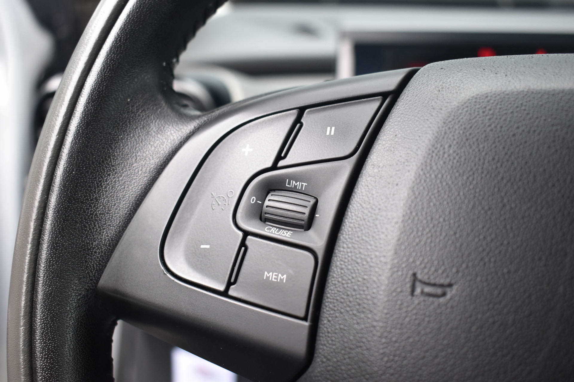 Foto van Citroen C4 Cactus