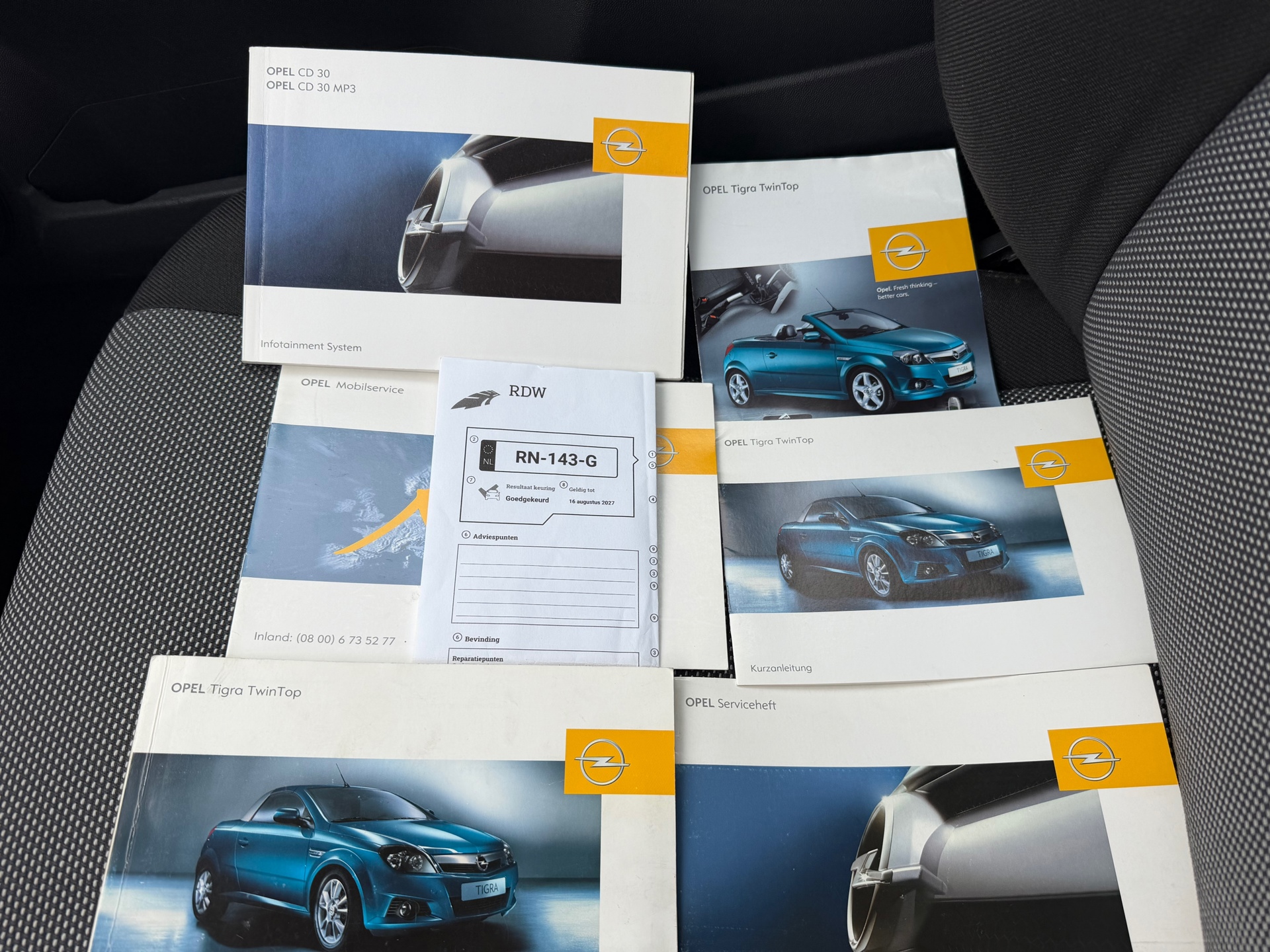 Foto van Opel Tigra