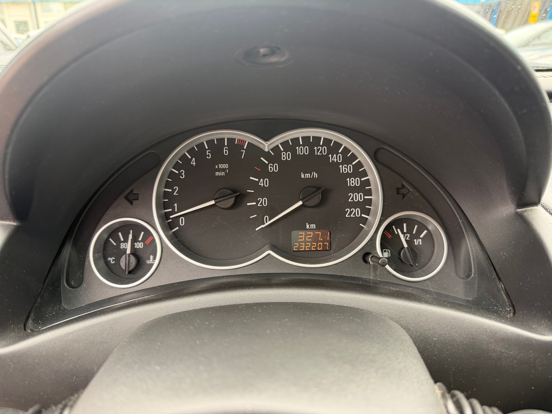Foto van Opel Tigra