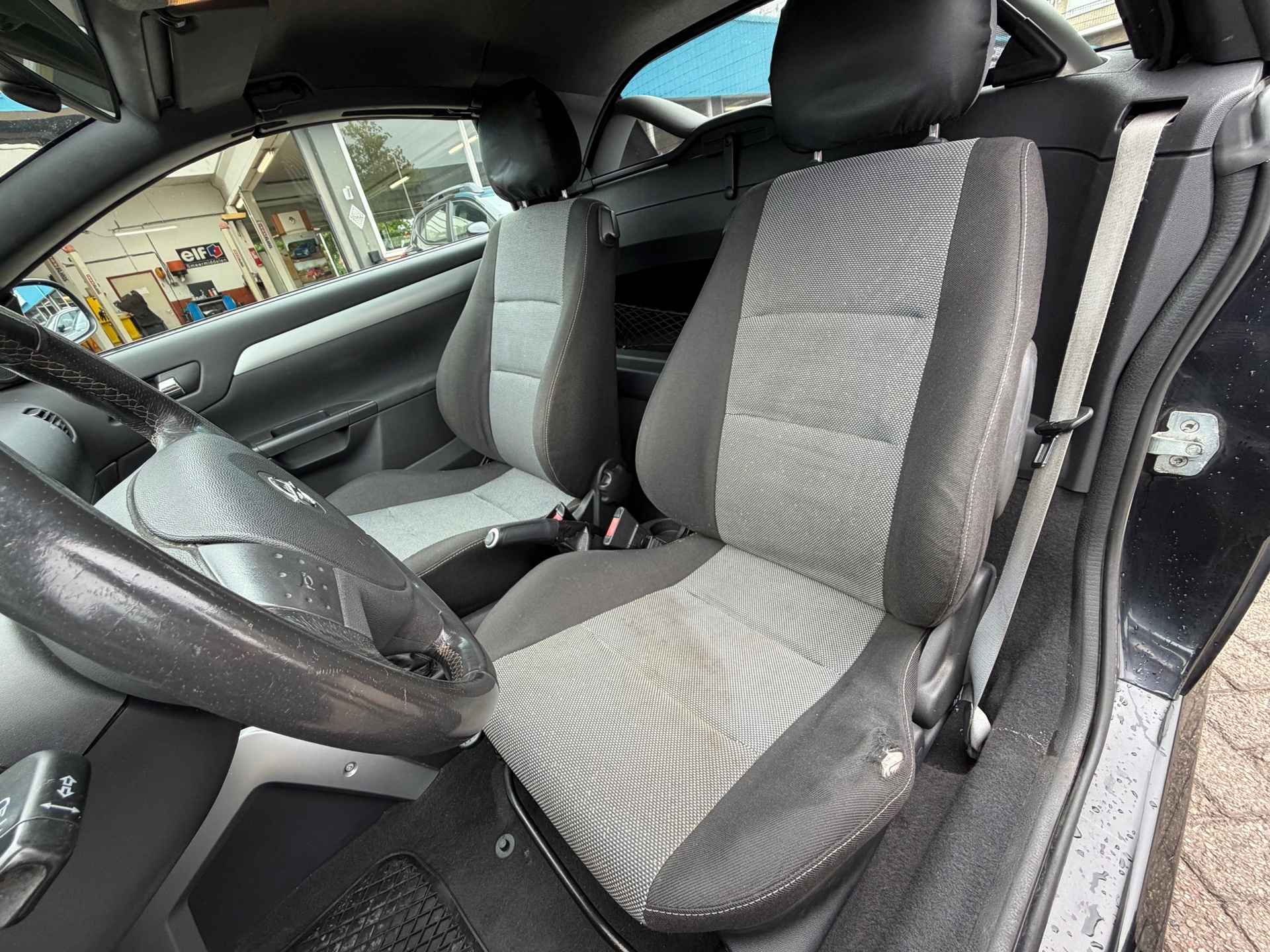 Foto van Opel Tigra