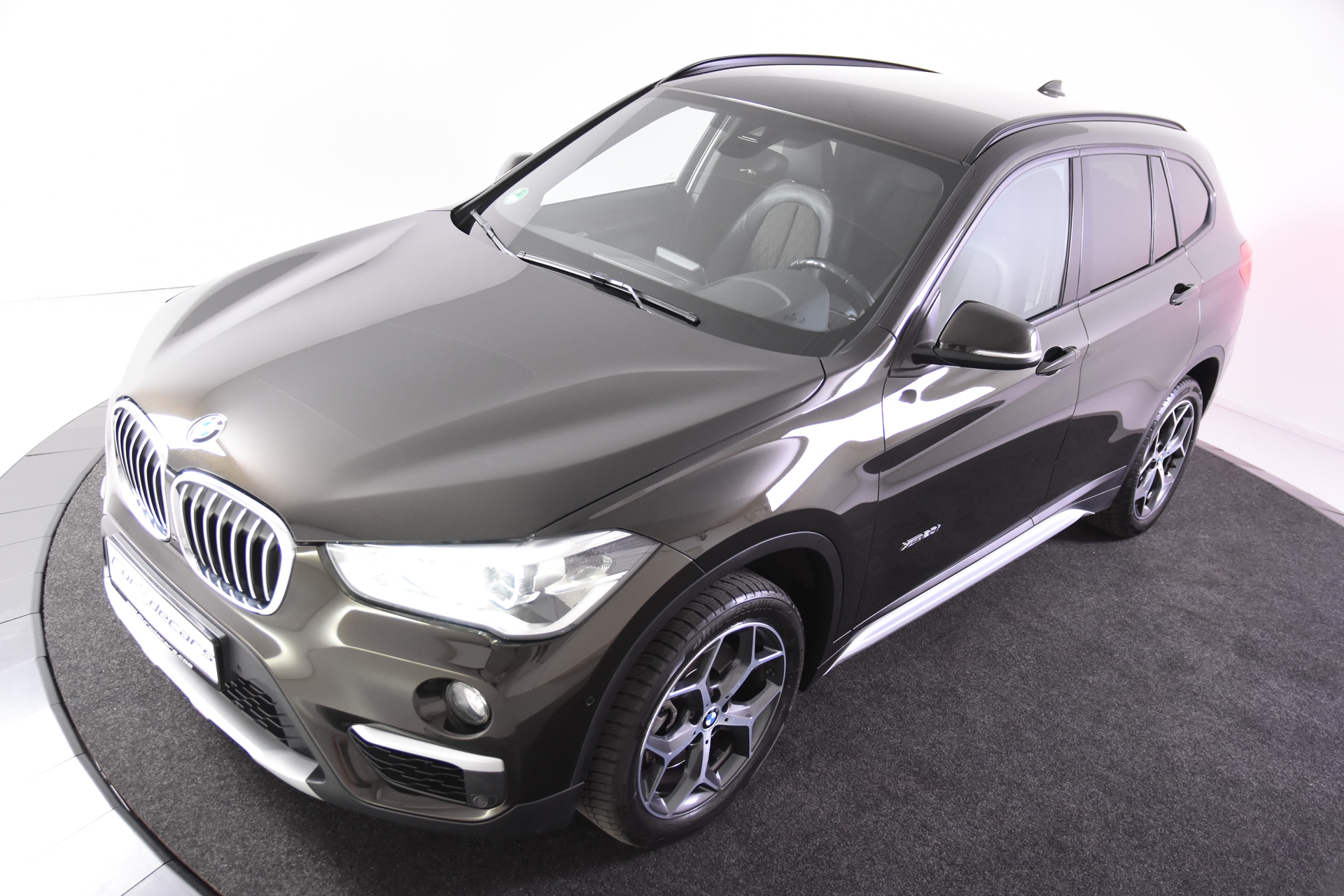 Foto van BMW X1 Xdrive20i