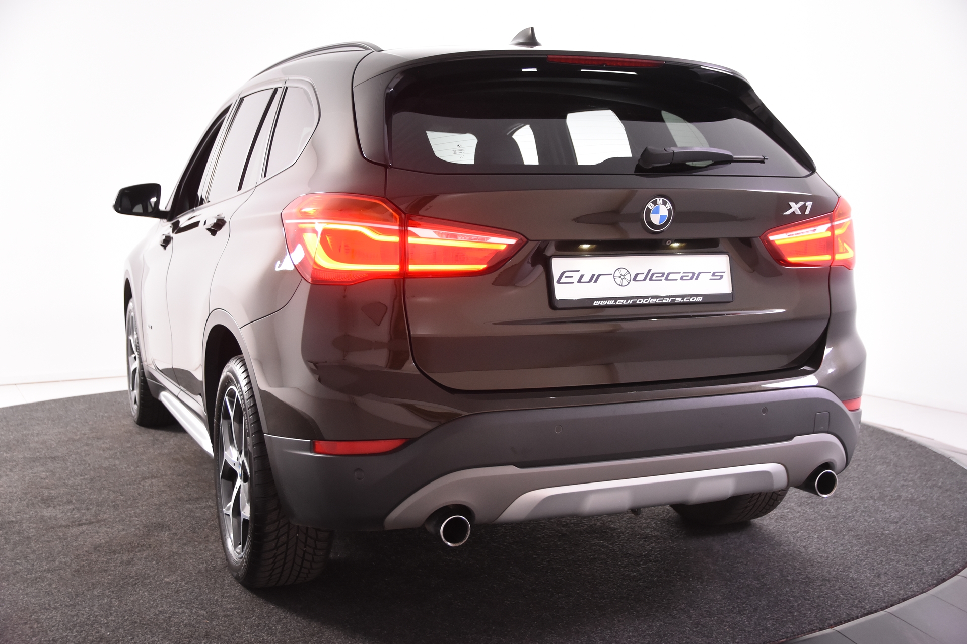 Foto van BMW X1 Xdrive20i