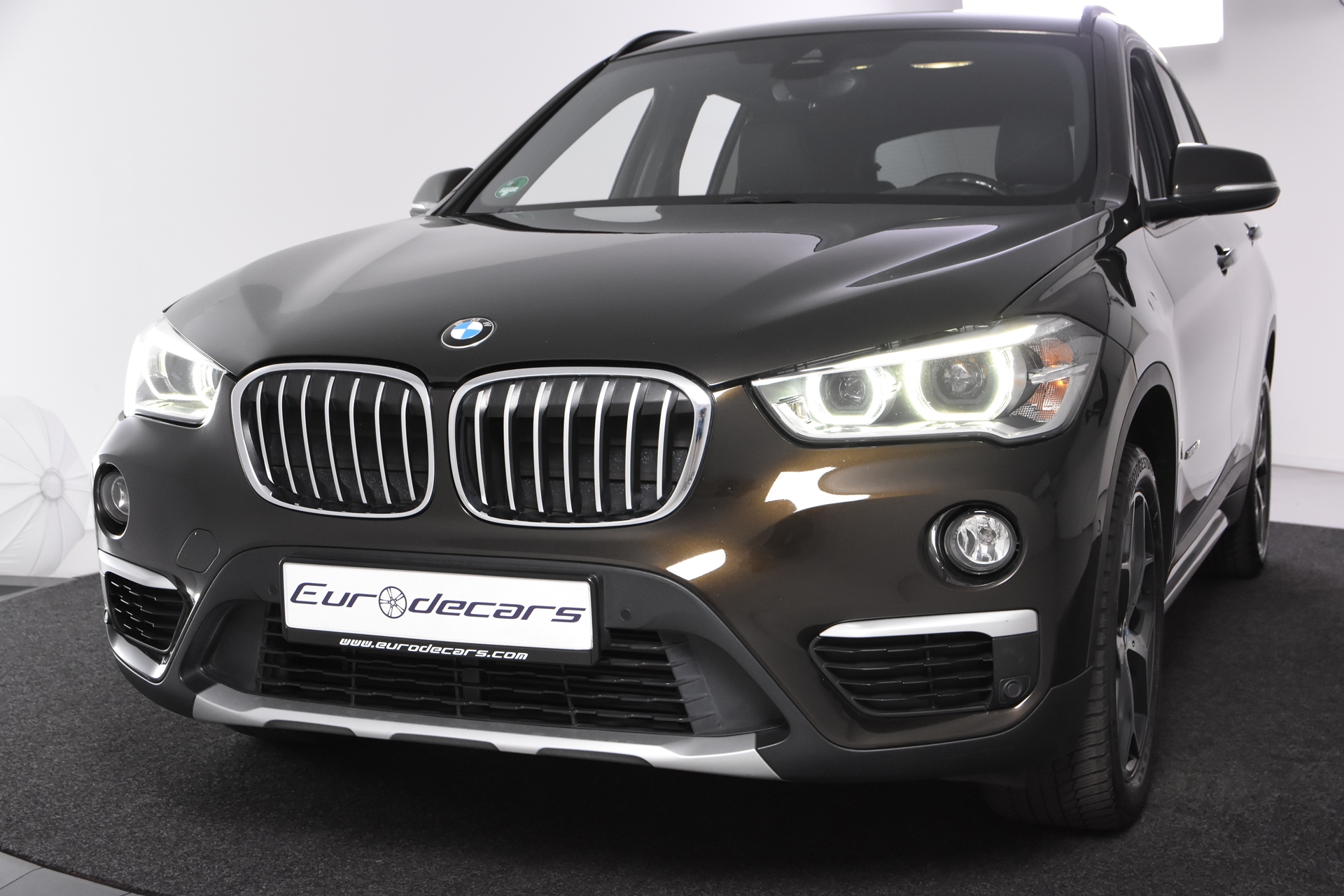 Foto van BMW X1 Xdrive20i