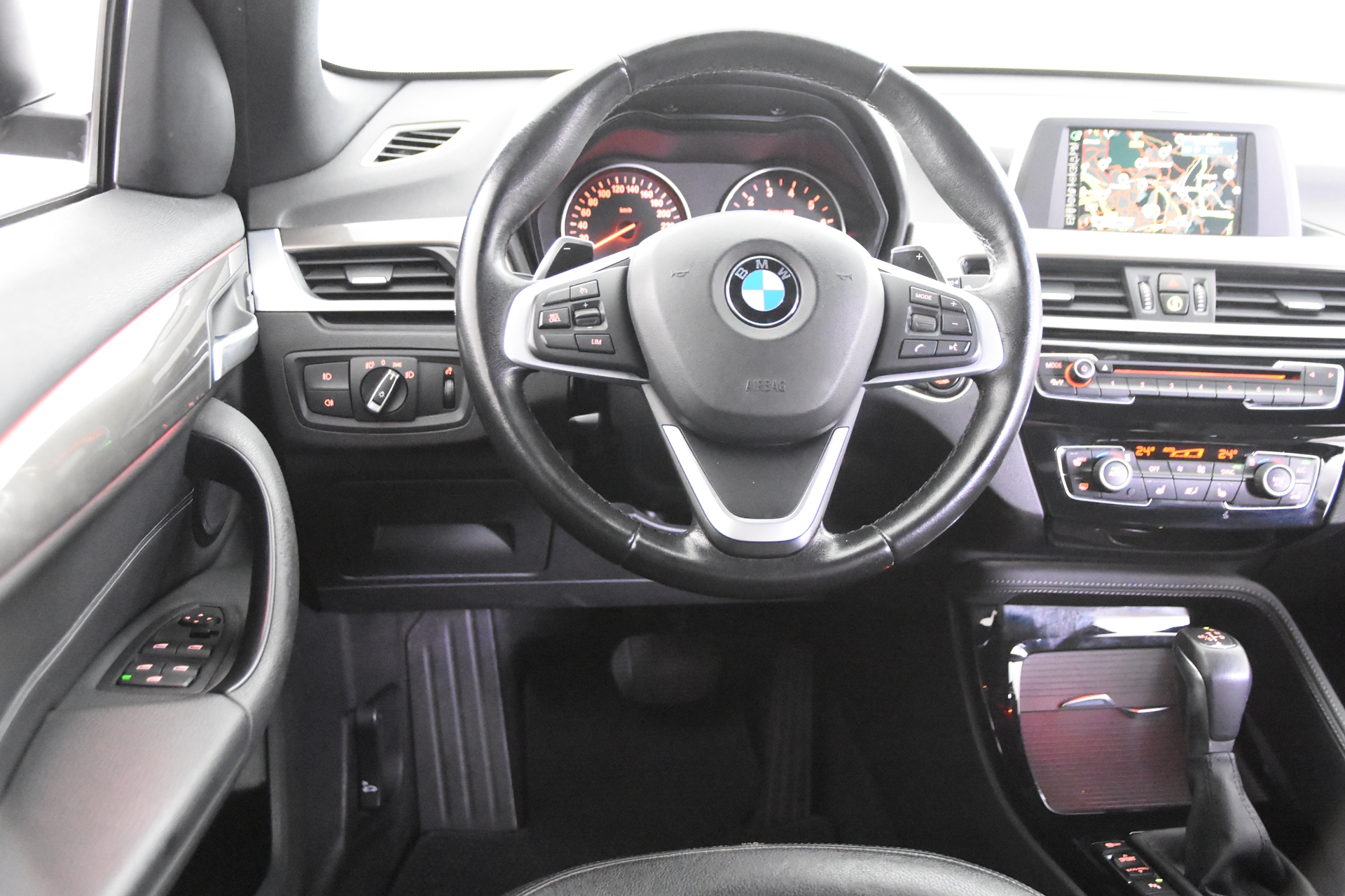 Foto van BMW X1 Xdrive20i