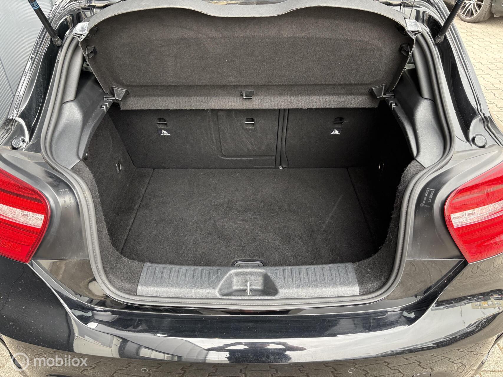 Foto van Mercedes-Benz A 180