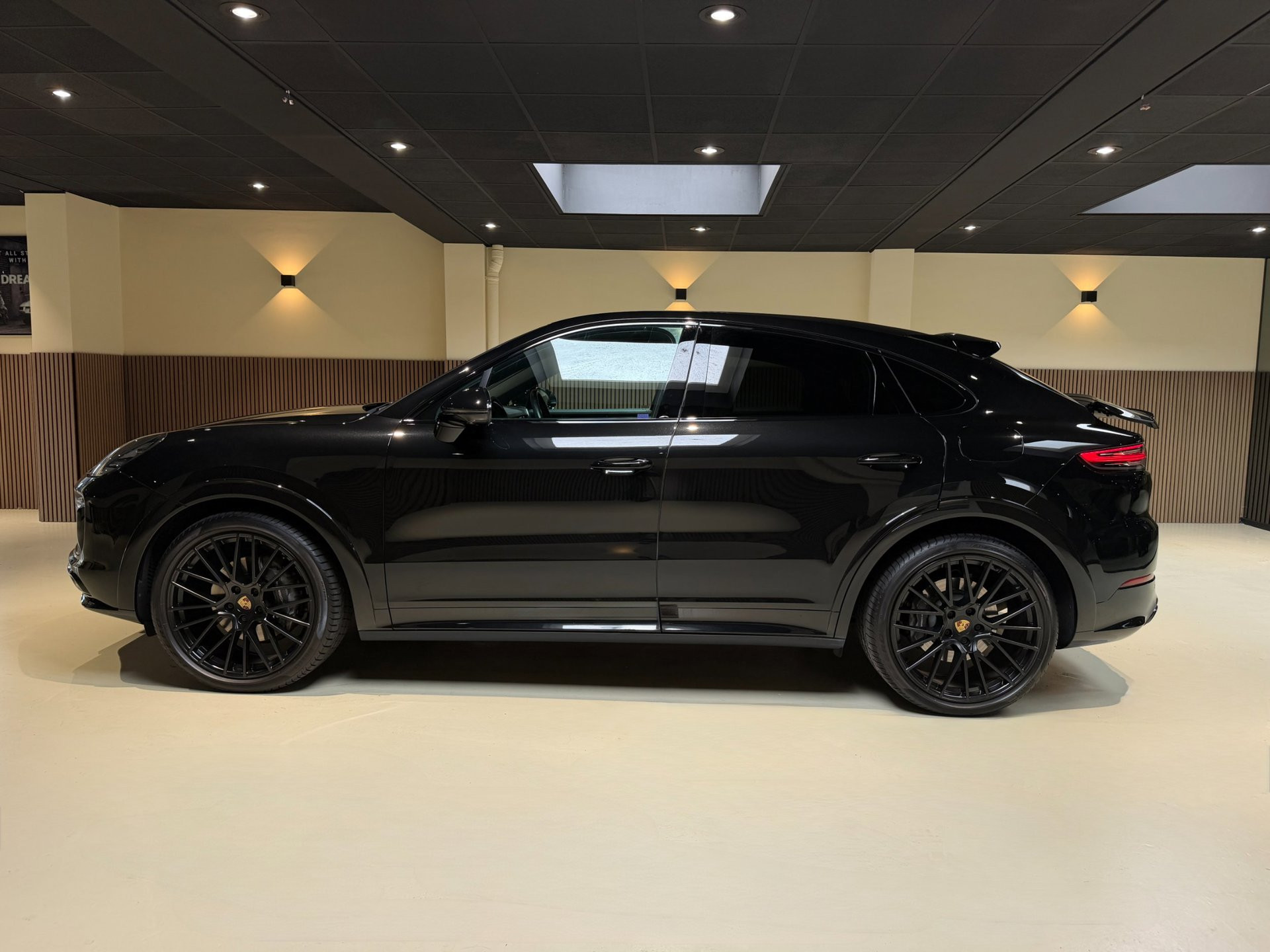 Foto van Porsche Cayenne E-hybrid