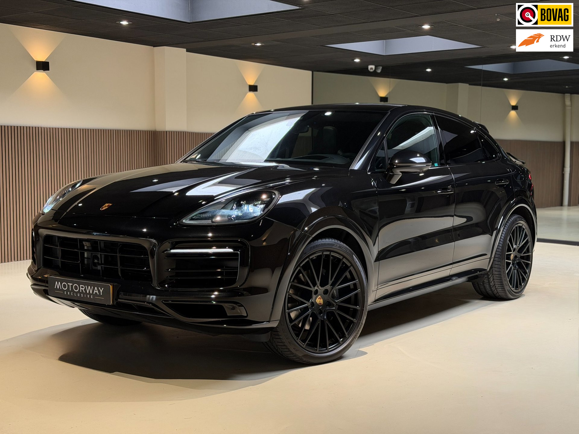 Porsche Cayenne E-hybrid 3.0 E-Hybrid|Pano|360|HUD|BOSE|Memory| 2023 - voorkant