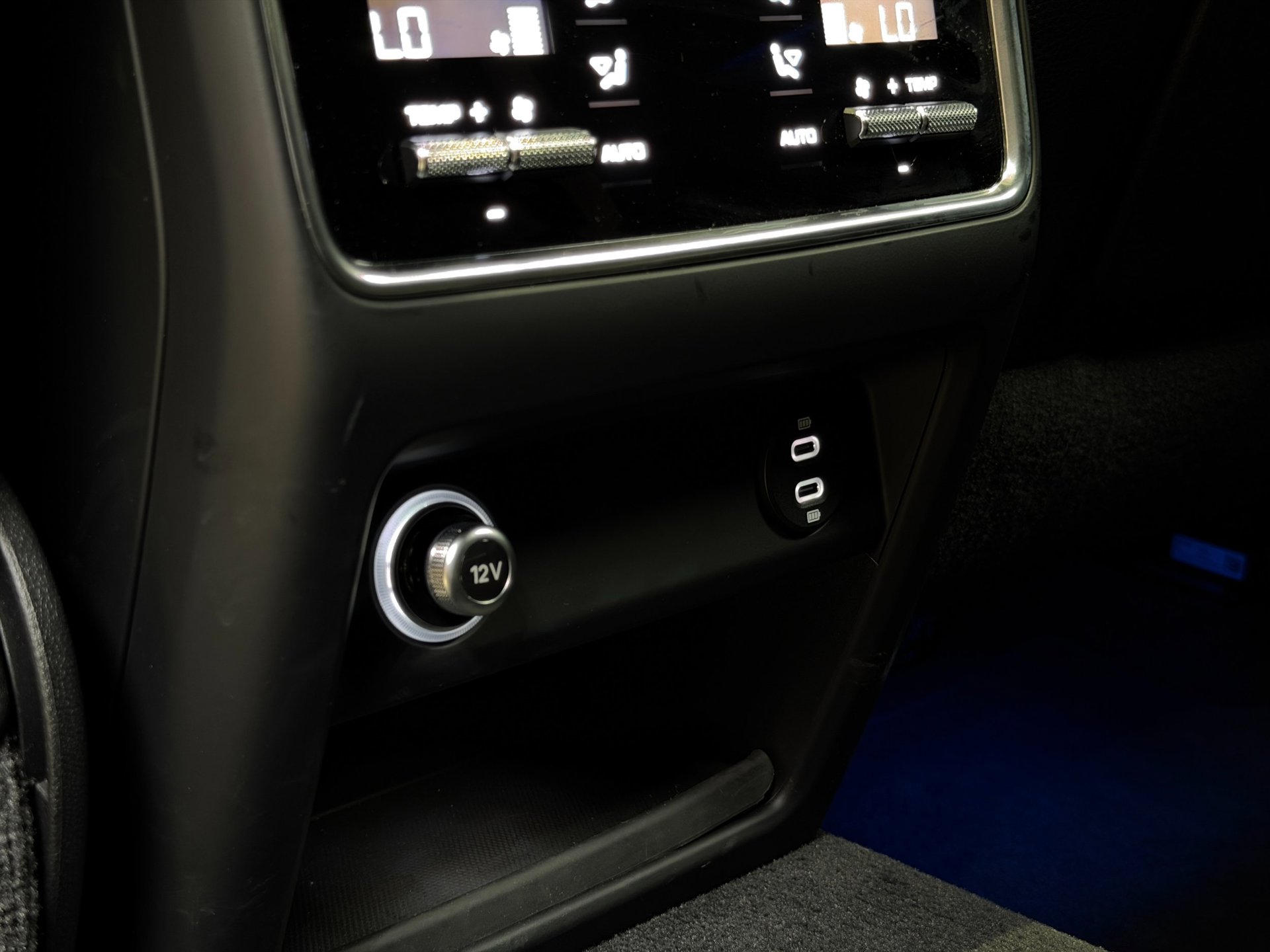 Foto van Porsche Cayenne E-hybrid