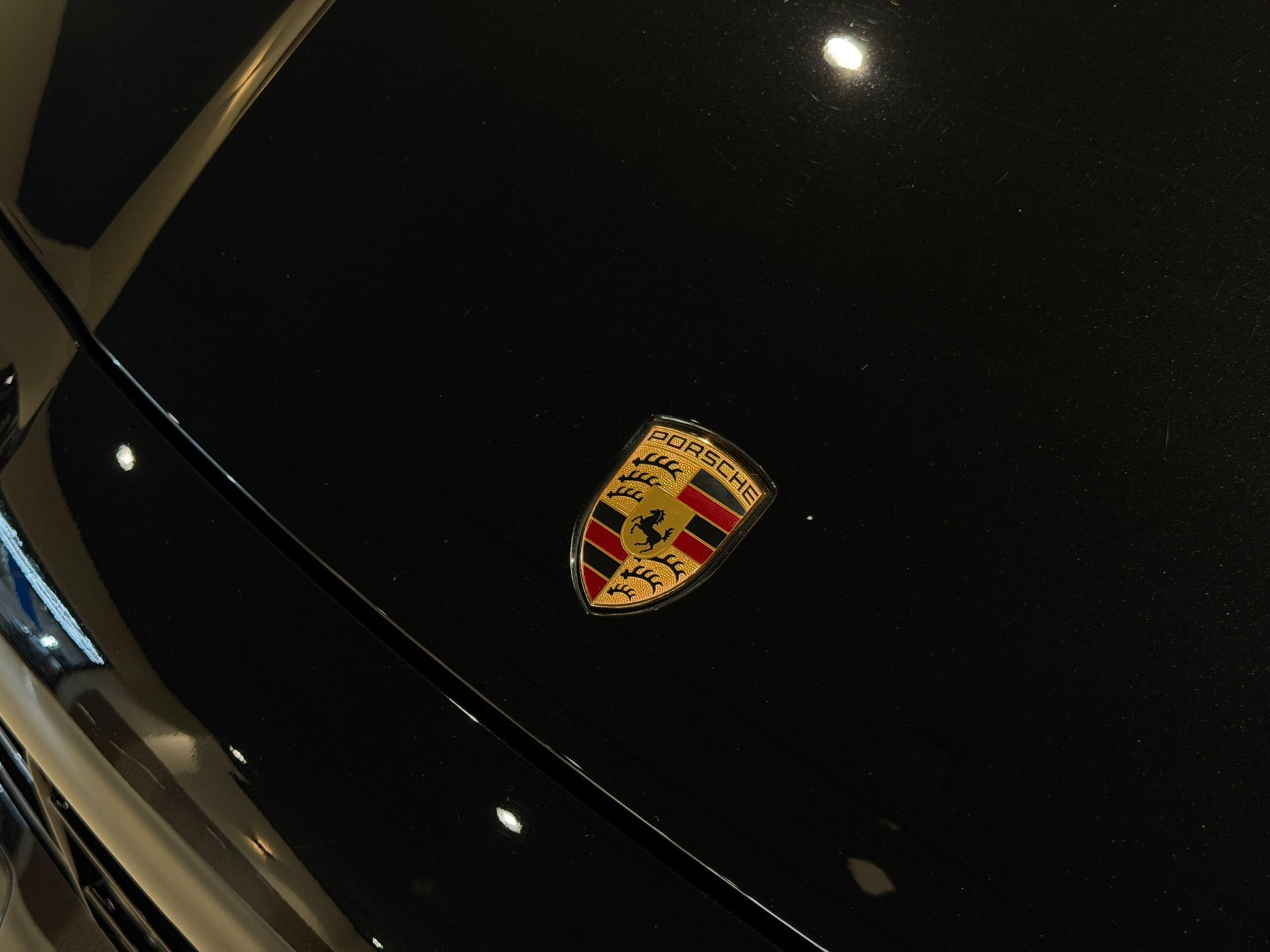 Foto van Porsche Cayenne E-hybrid