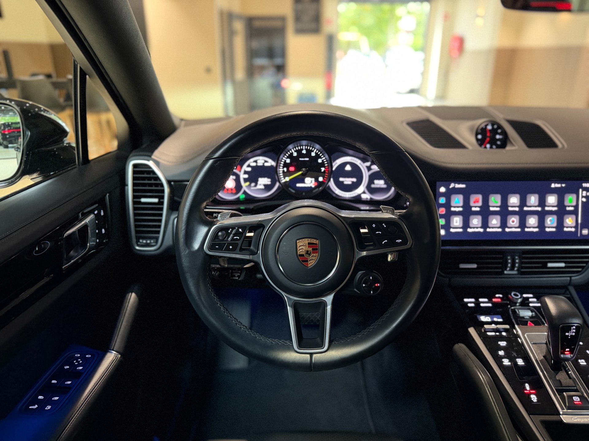 Foto van Porsche Cayenne E-hybrid