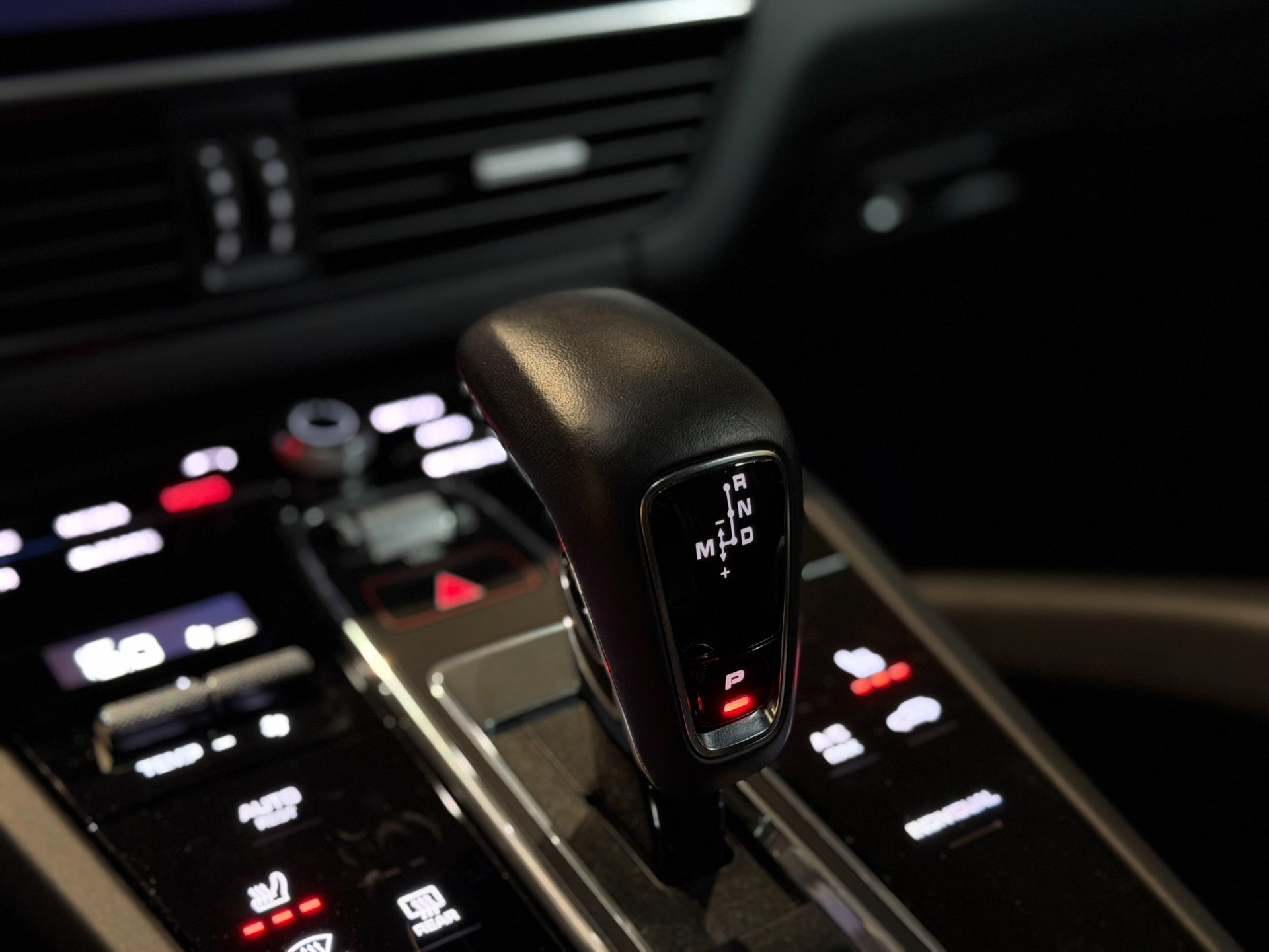 Foto van Porsche Cayenne E-hybrid