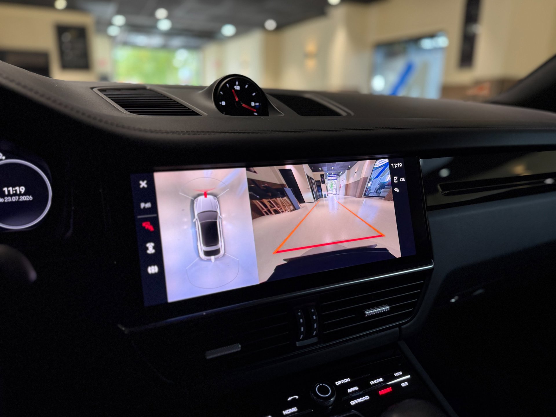 Foto van Porsche Cayenne E-hybrid